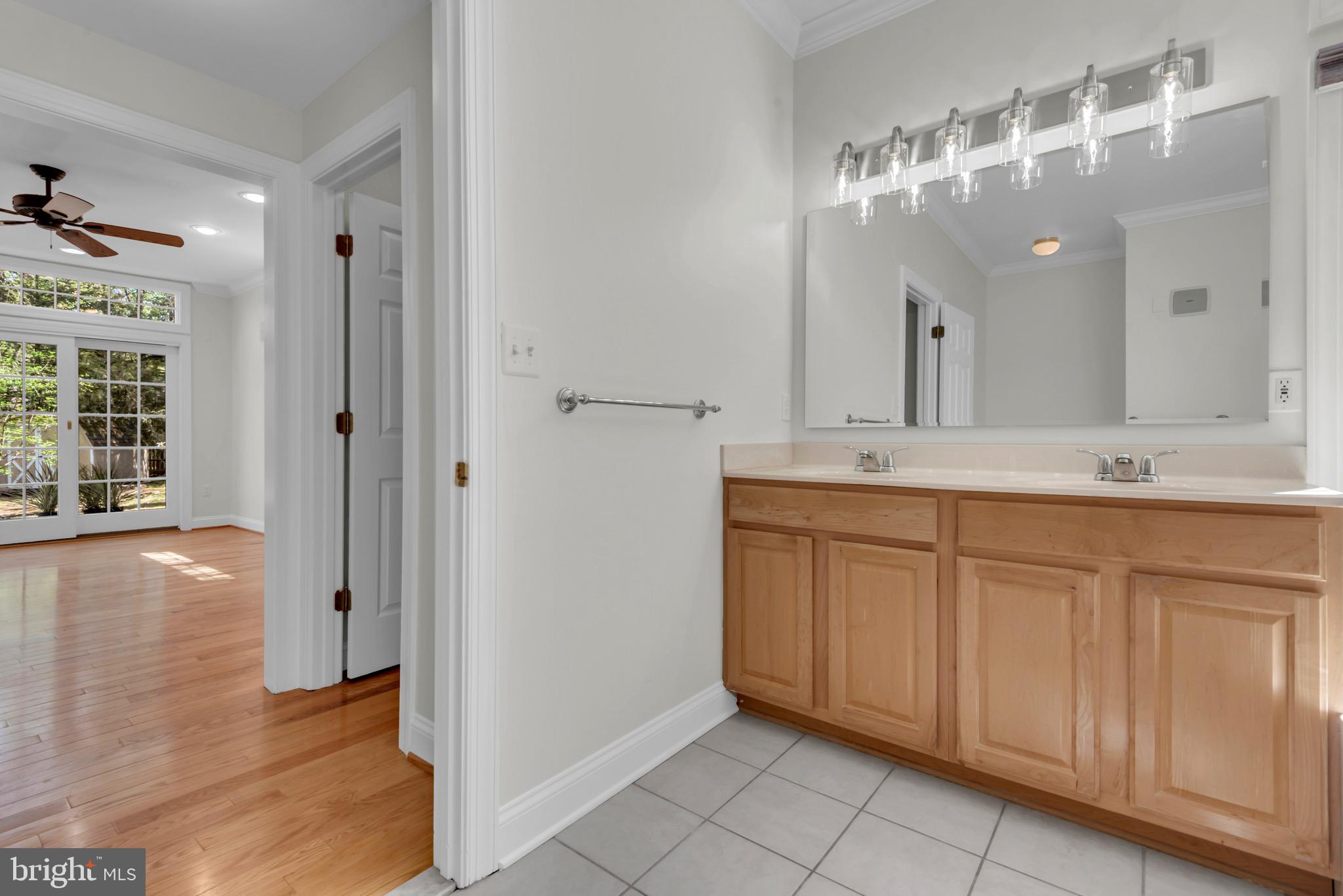 SHEFFIELD PARK - Residential