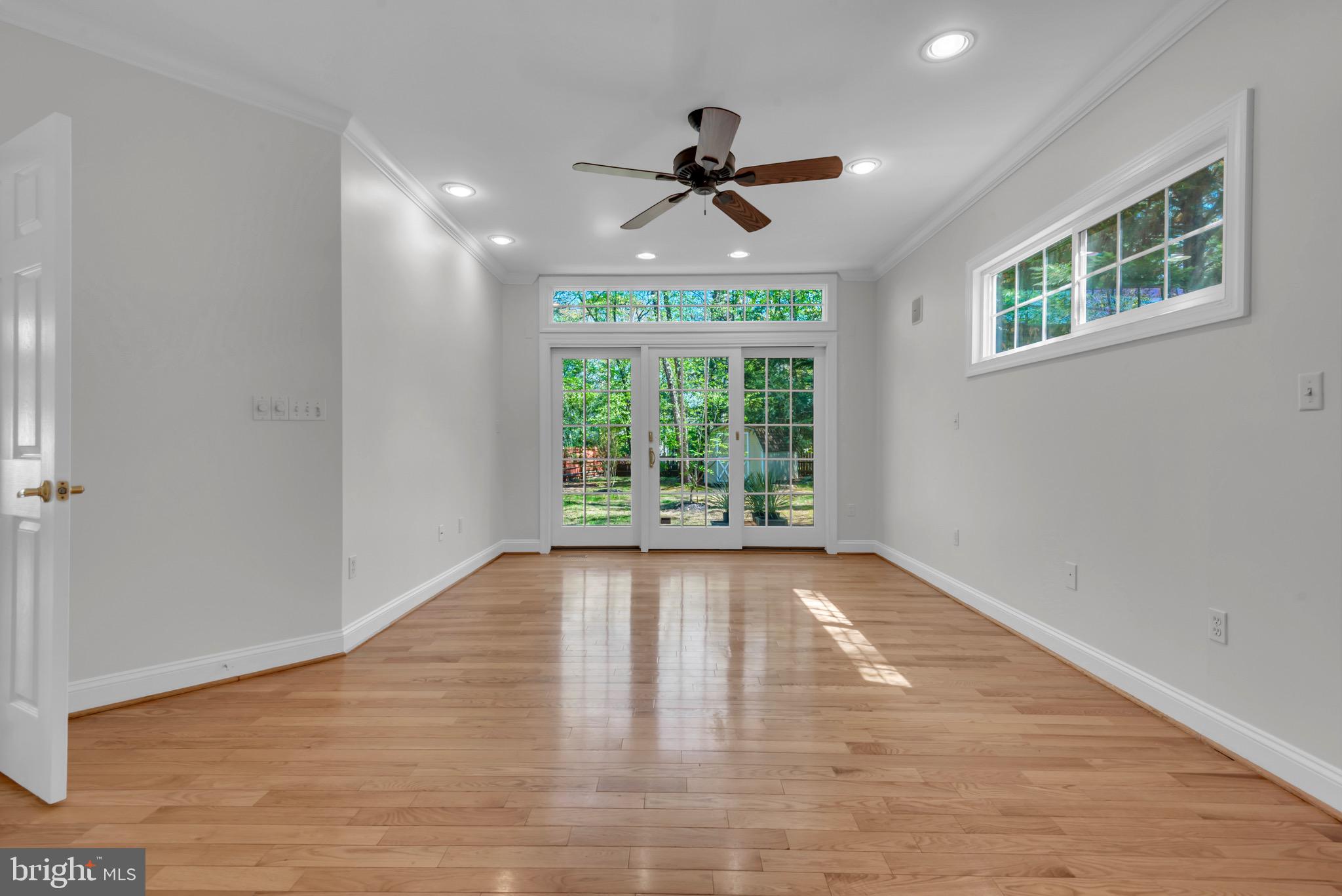 SHEFFIELD PARK - Residential