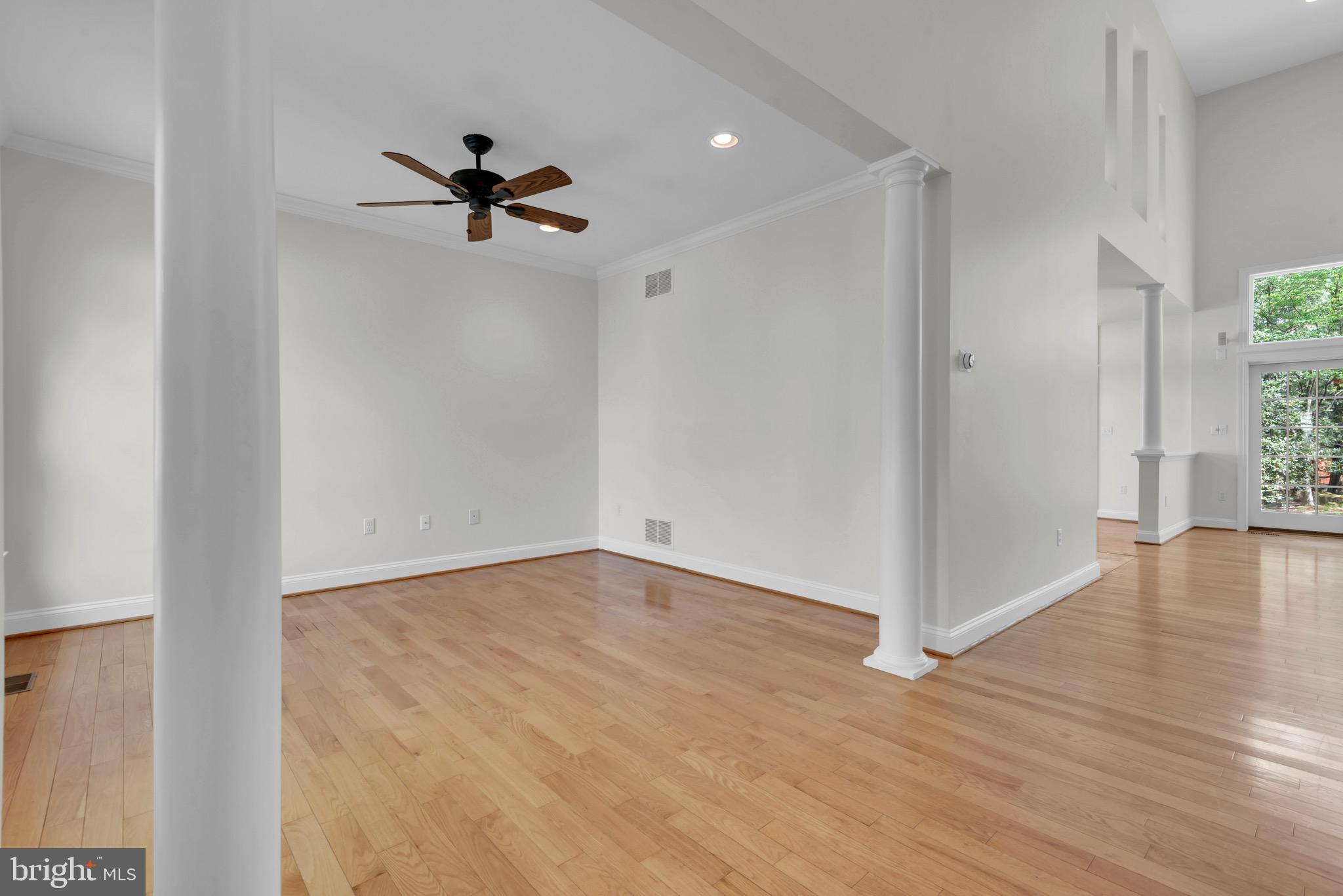 SHEFFIELD PARK - Residential