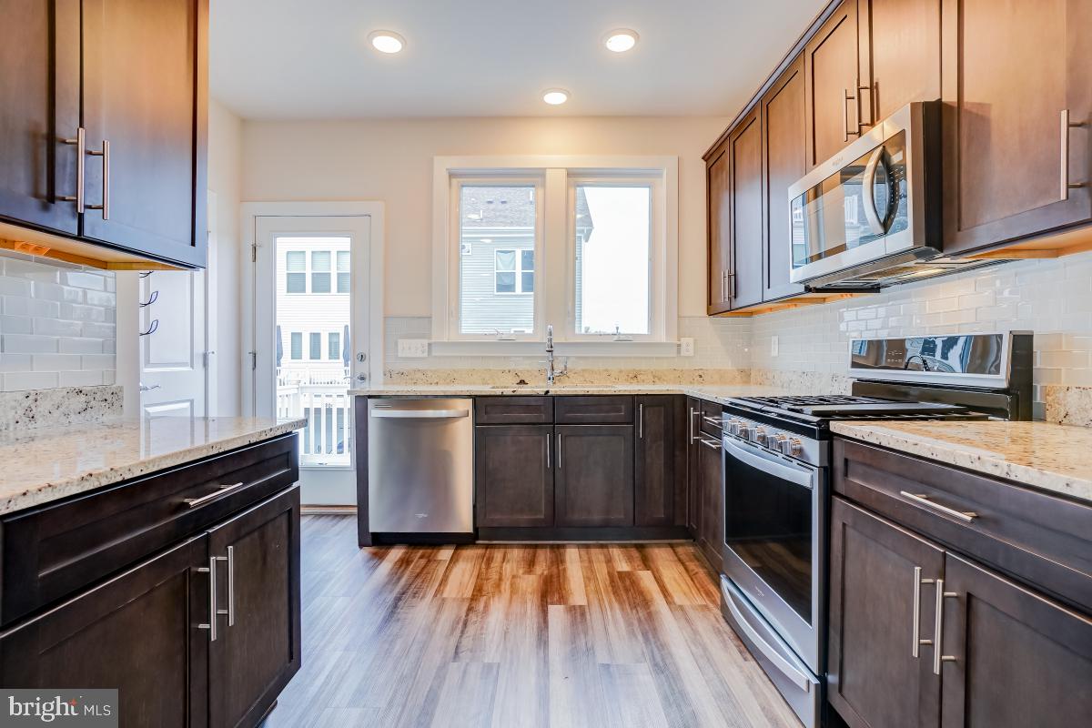 CENTURY ROW - Residential