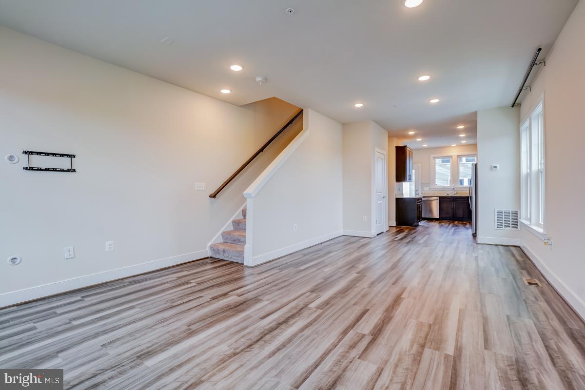 CENTURY ROW - Residential