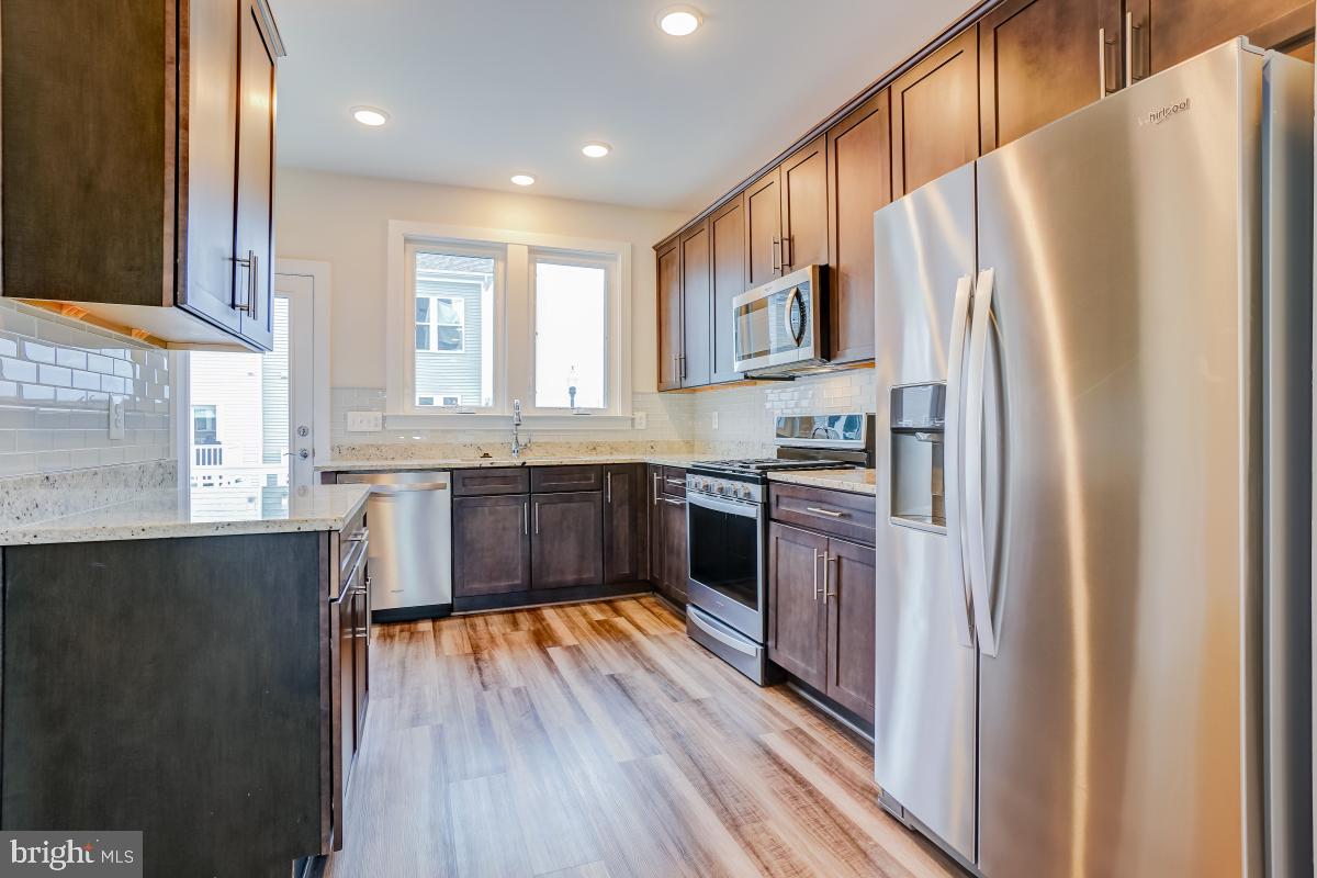 CENTURY ROW - Residential