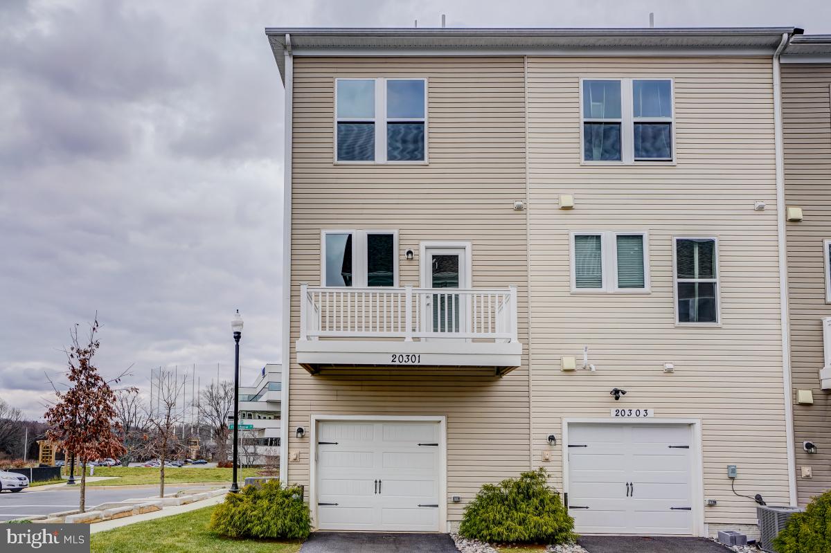 CENTURY ROW - Residential