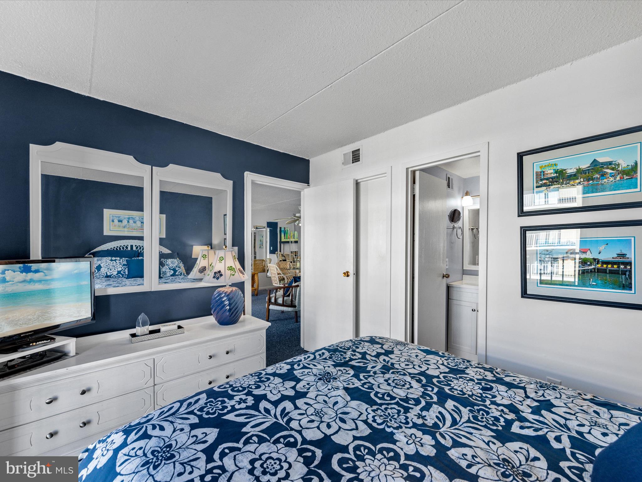 WIGHT BAY - Residential