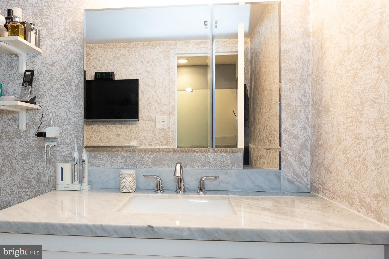 OAK HILL - Residential