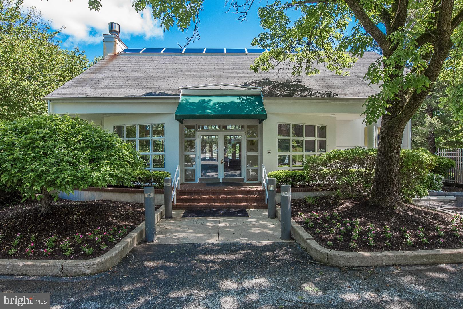 OAK HILL - Residential