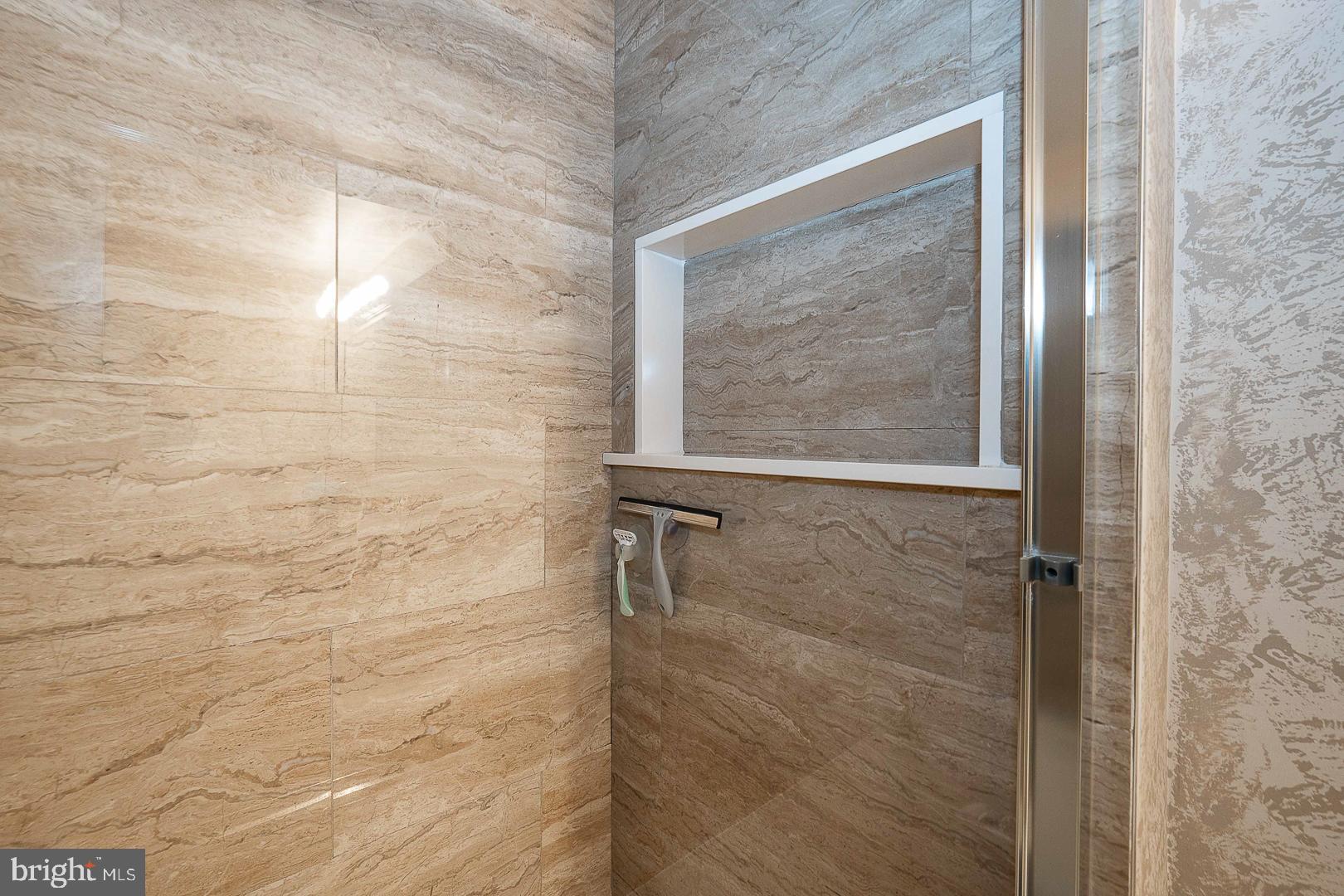 OAK HILL - Residential