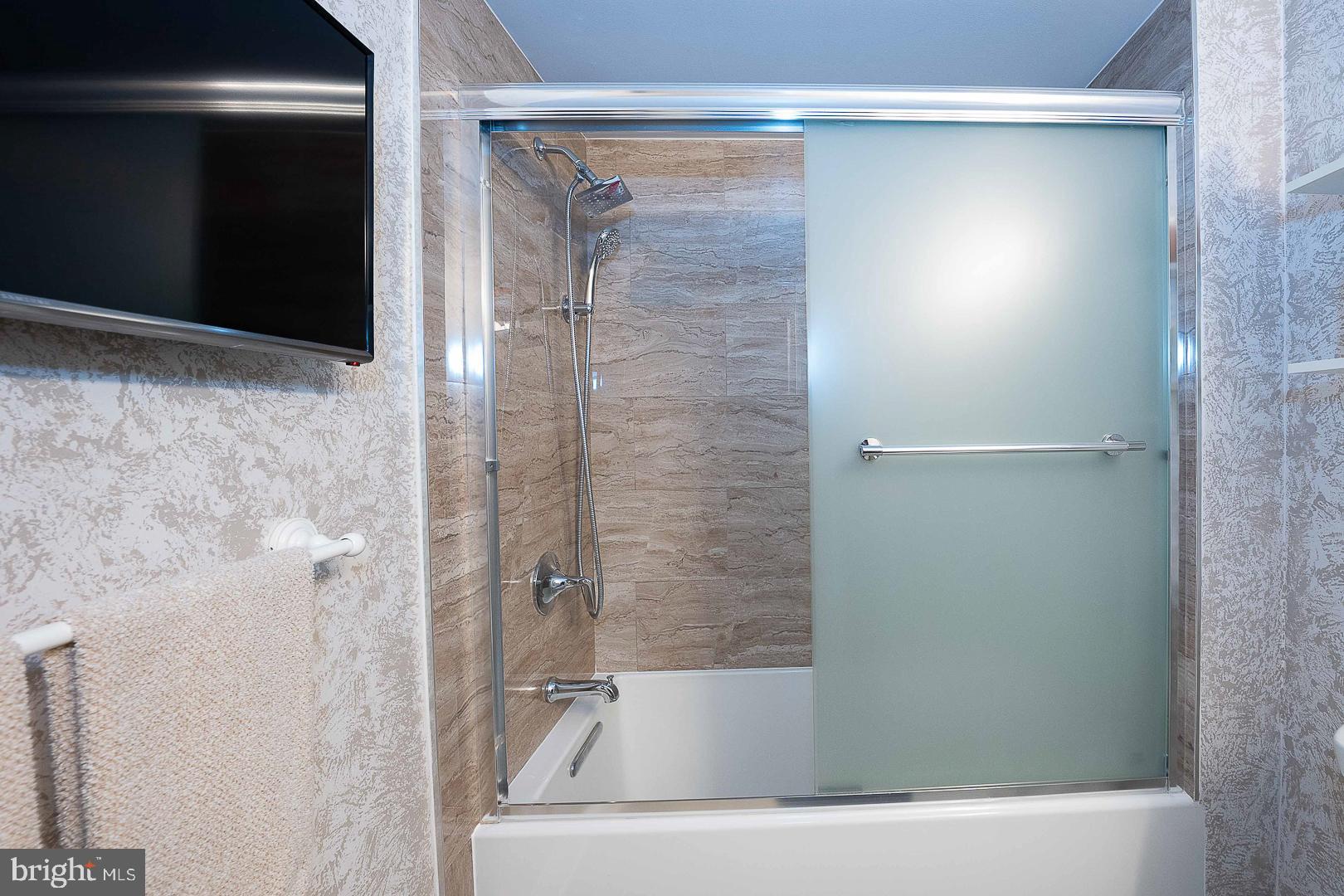 OAK HILL - Residential