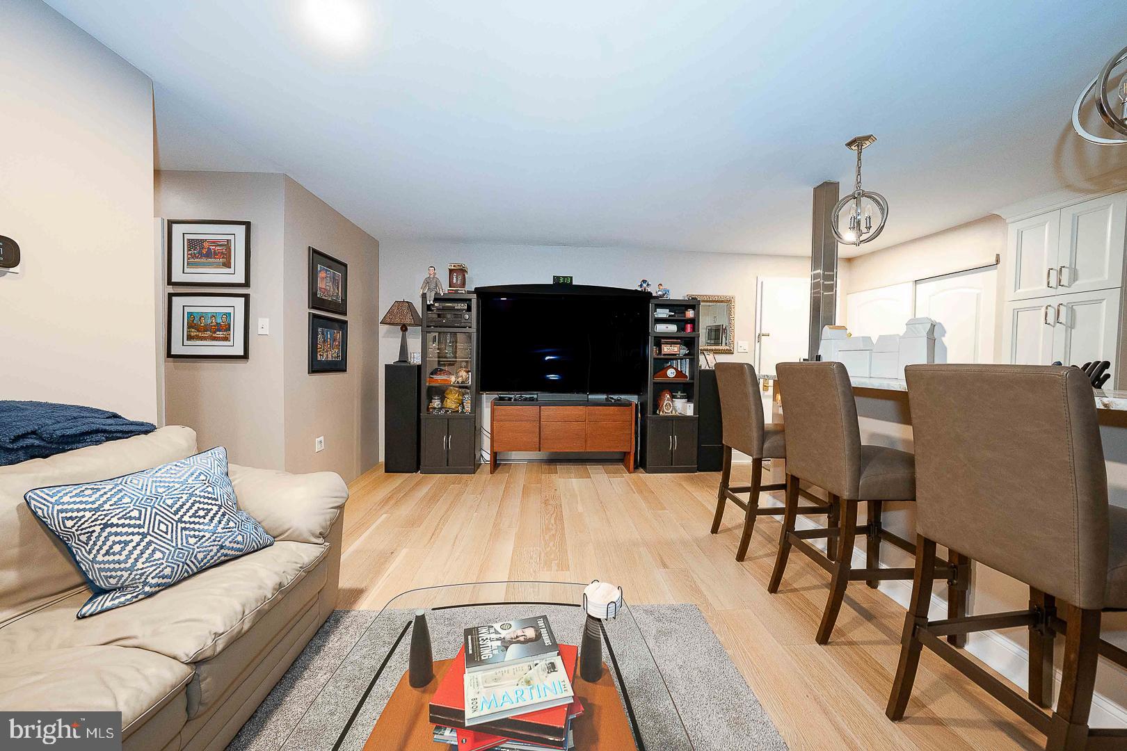 OAK HILL - Residential