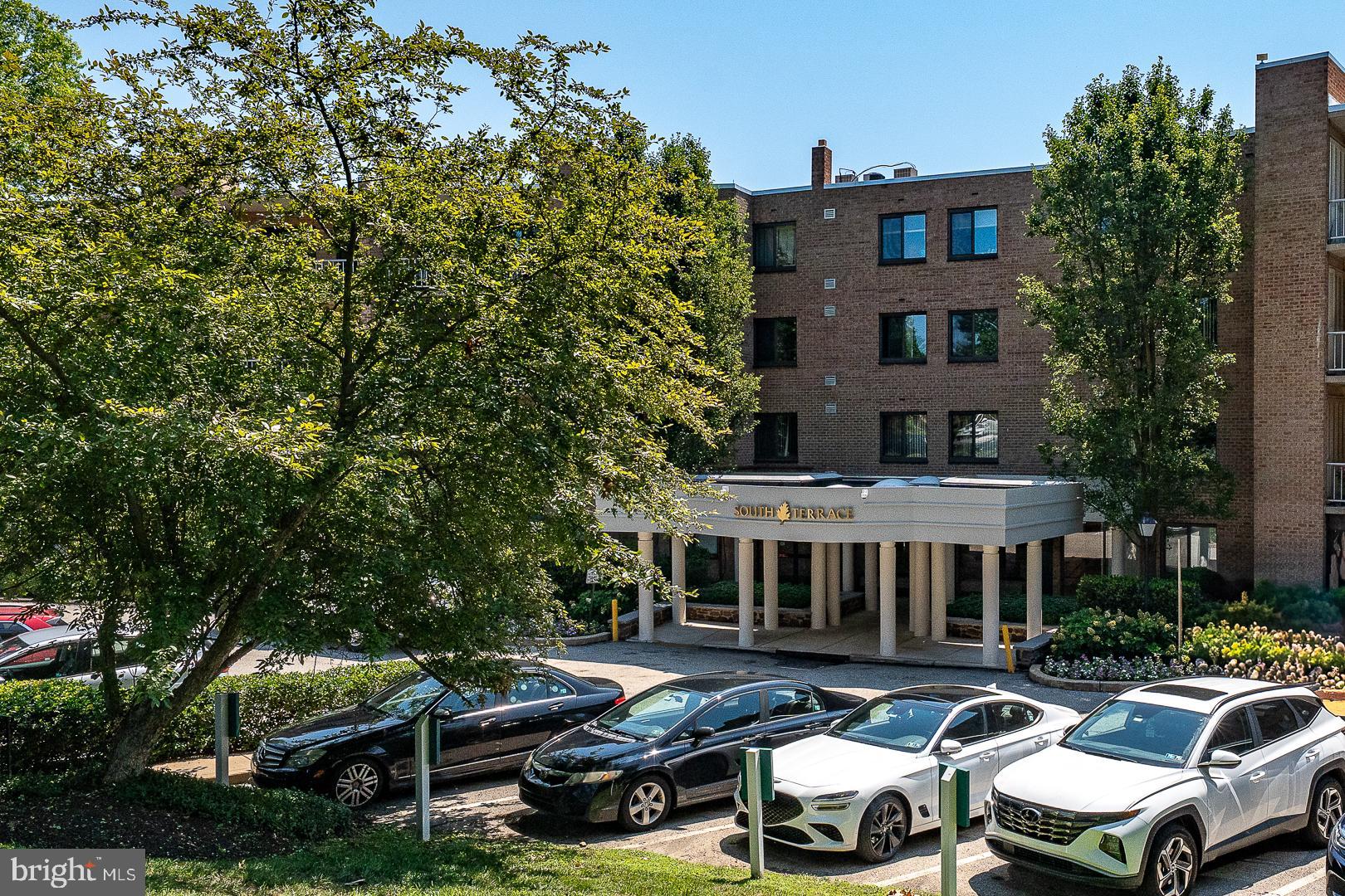 OAK HILL - Residential