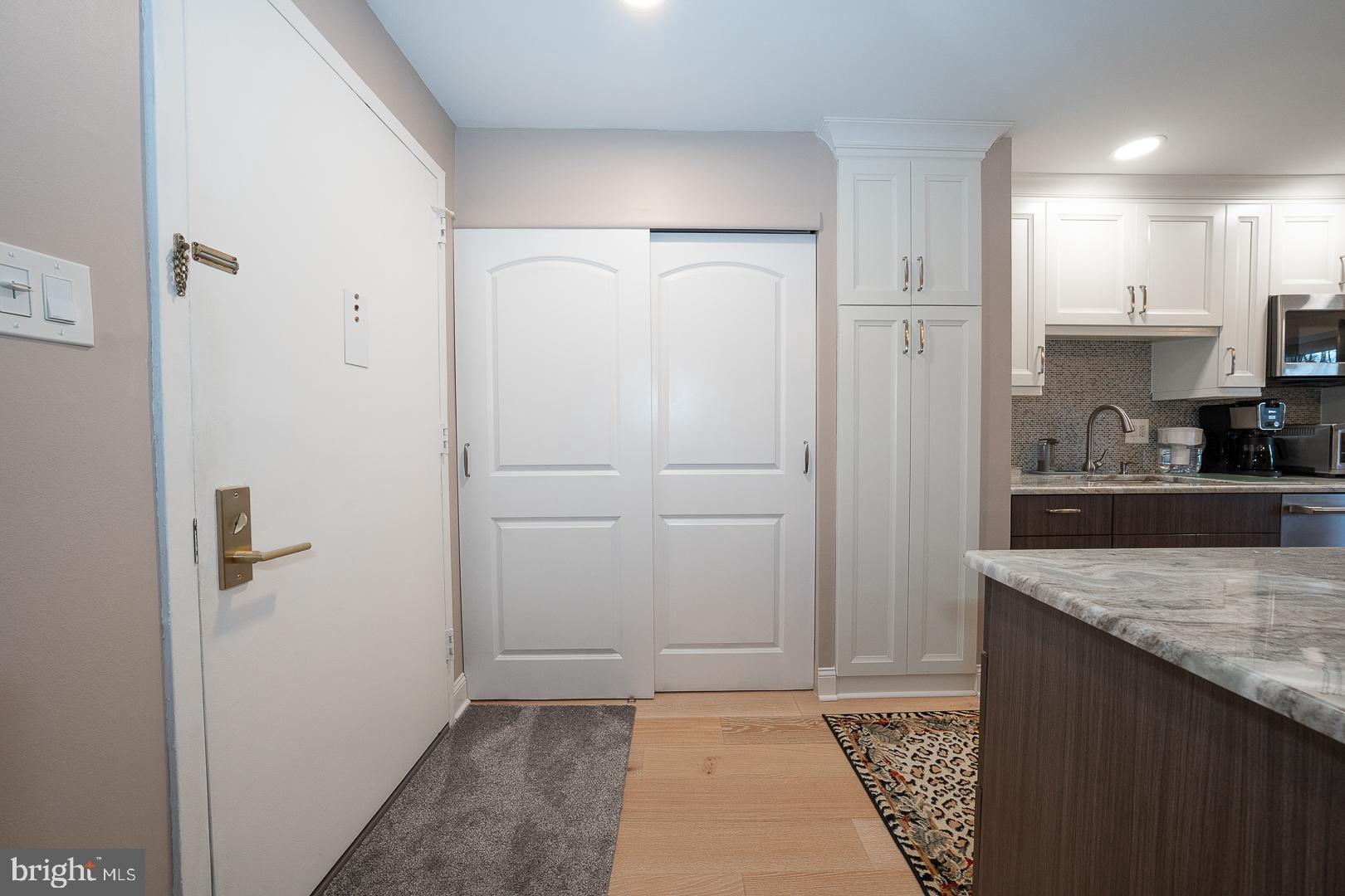 OAK HILL - Residential