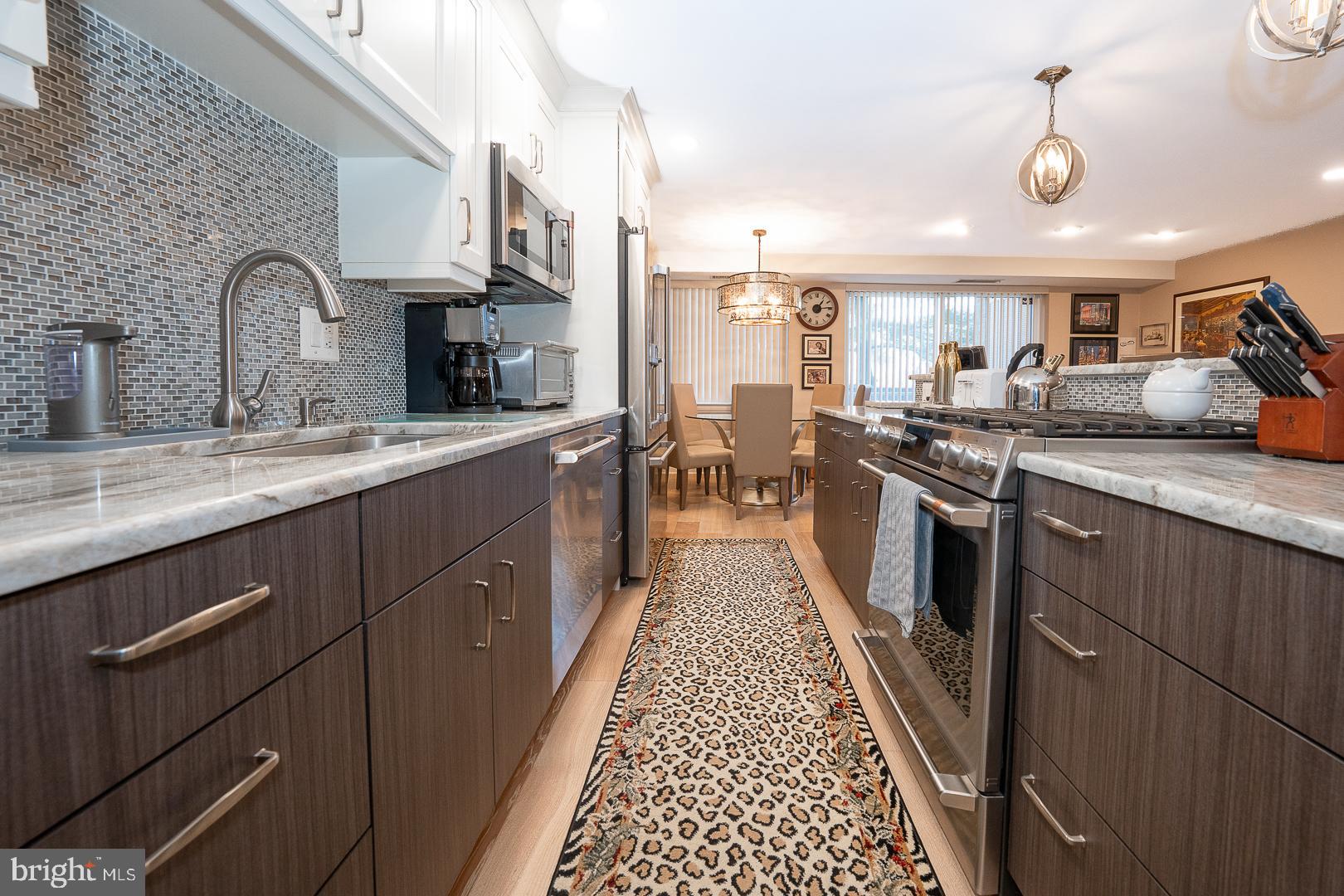 OAK HILL - Residential