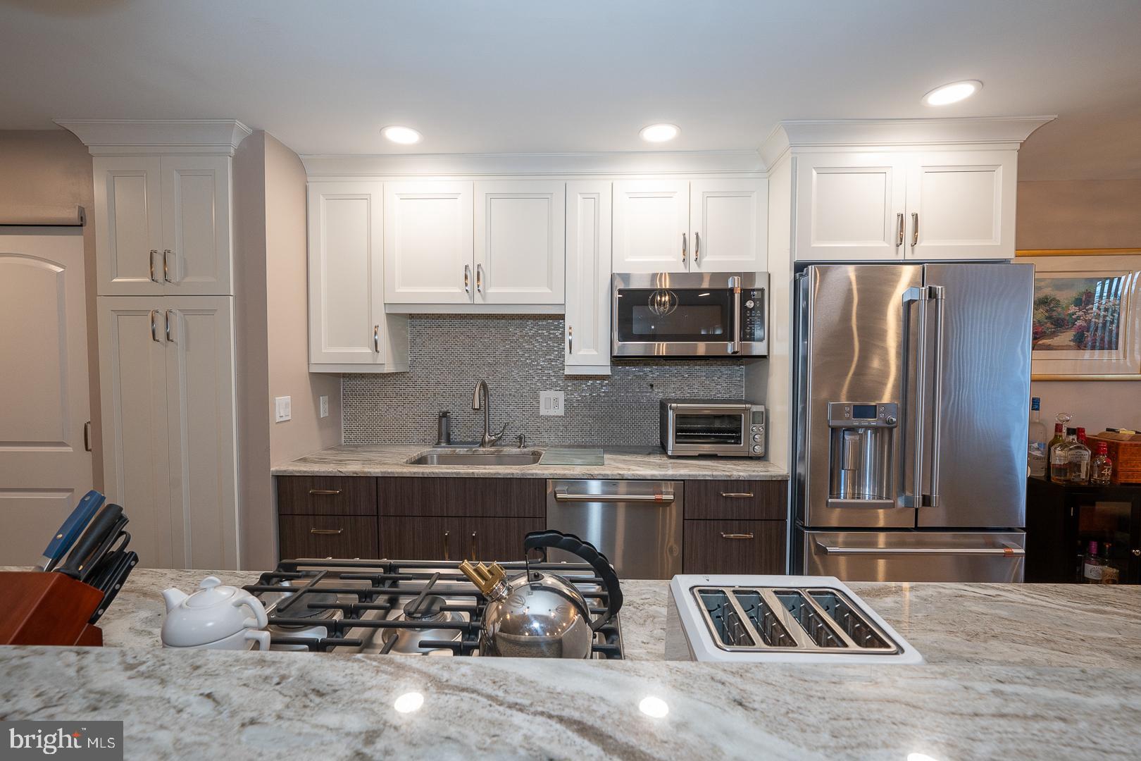 OAK HILL - Residential