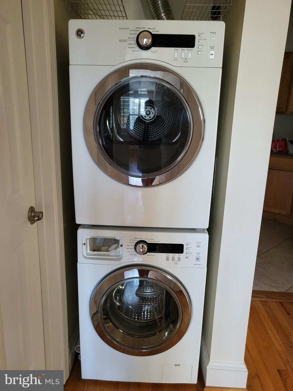 ROSEMONT - Residential Lease