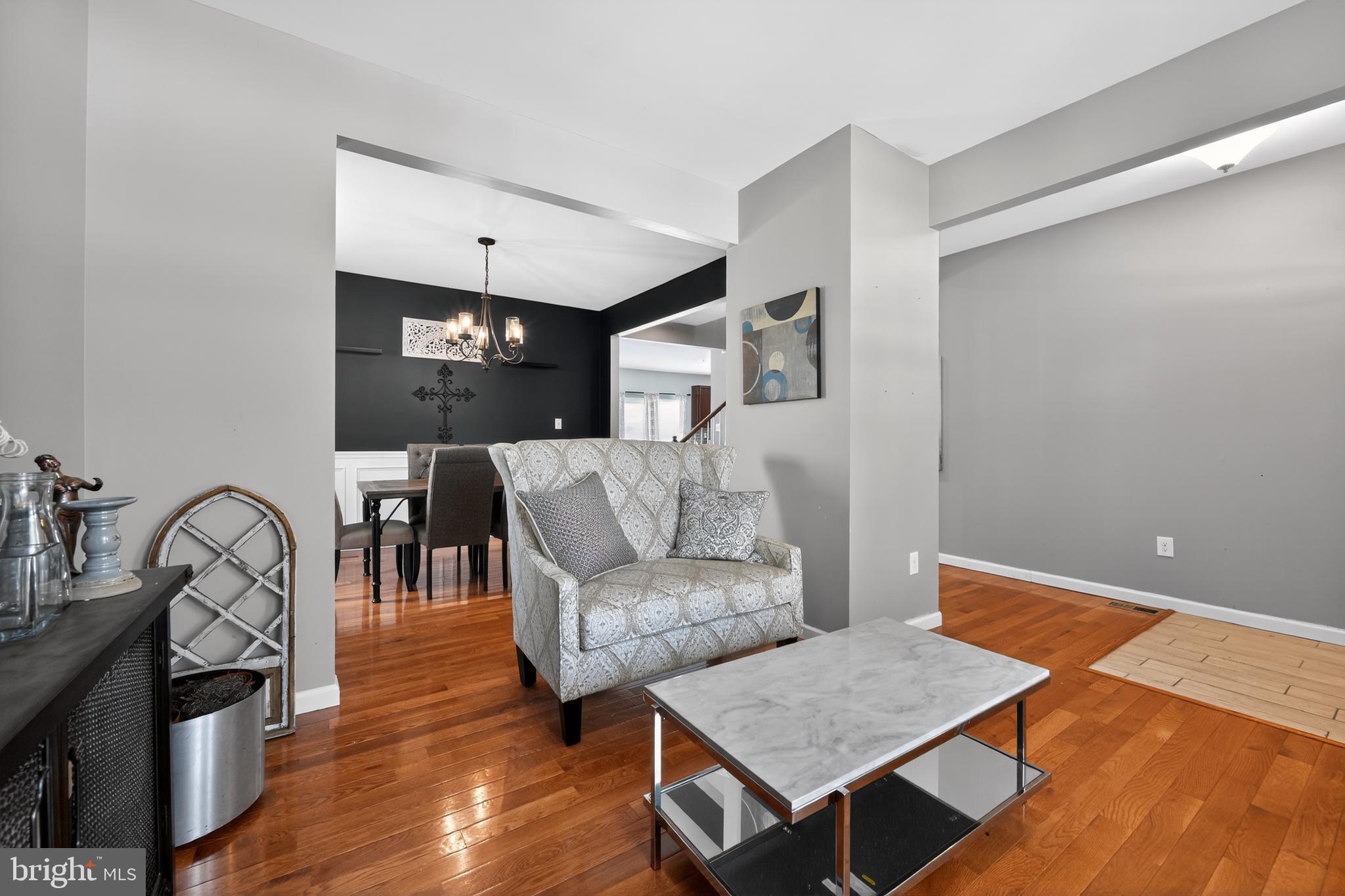 336 ACASTA DRIVE