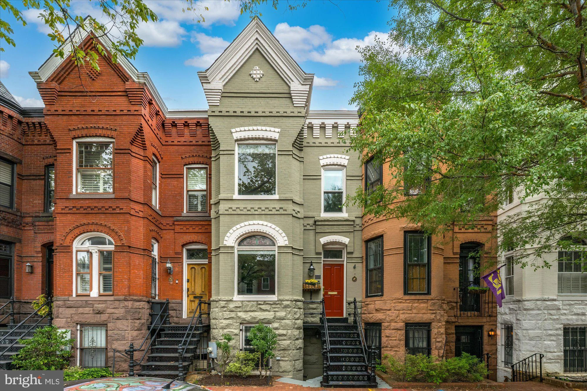 210 11th Street SE, Washington, DC 20003
