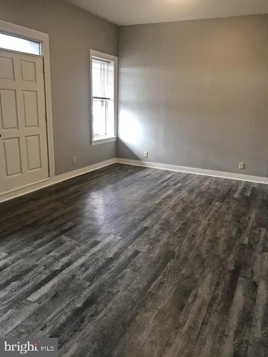 DOWNTOWN YORK - Residential Lease