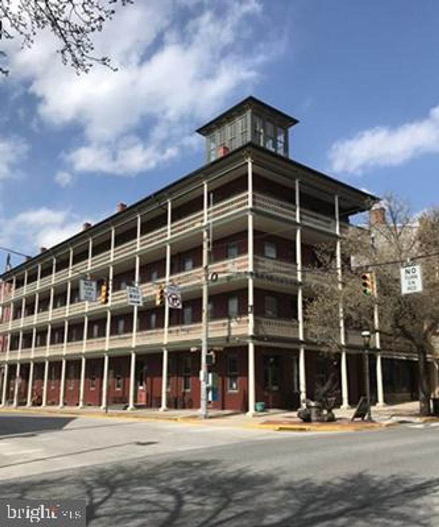 2 bedroom, 1 bath apartment in the Historic National House building. Living/dining room combo and kitchen with new appliances. Stackable washer/dryer and CAC. Unit also features a spectacular wrap around porch overlooking N. Beaver Street. Steps away from Central Market, restaurants and nightlife. No pets and no smoking indoors.