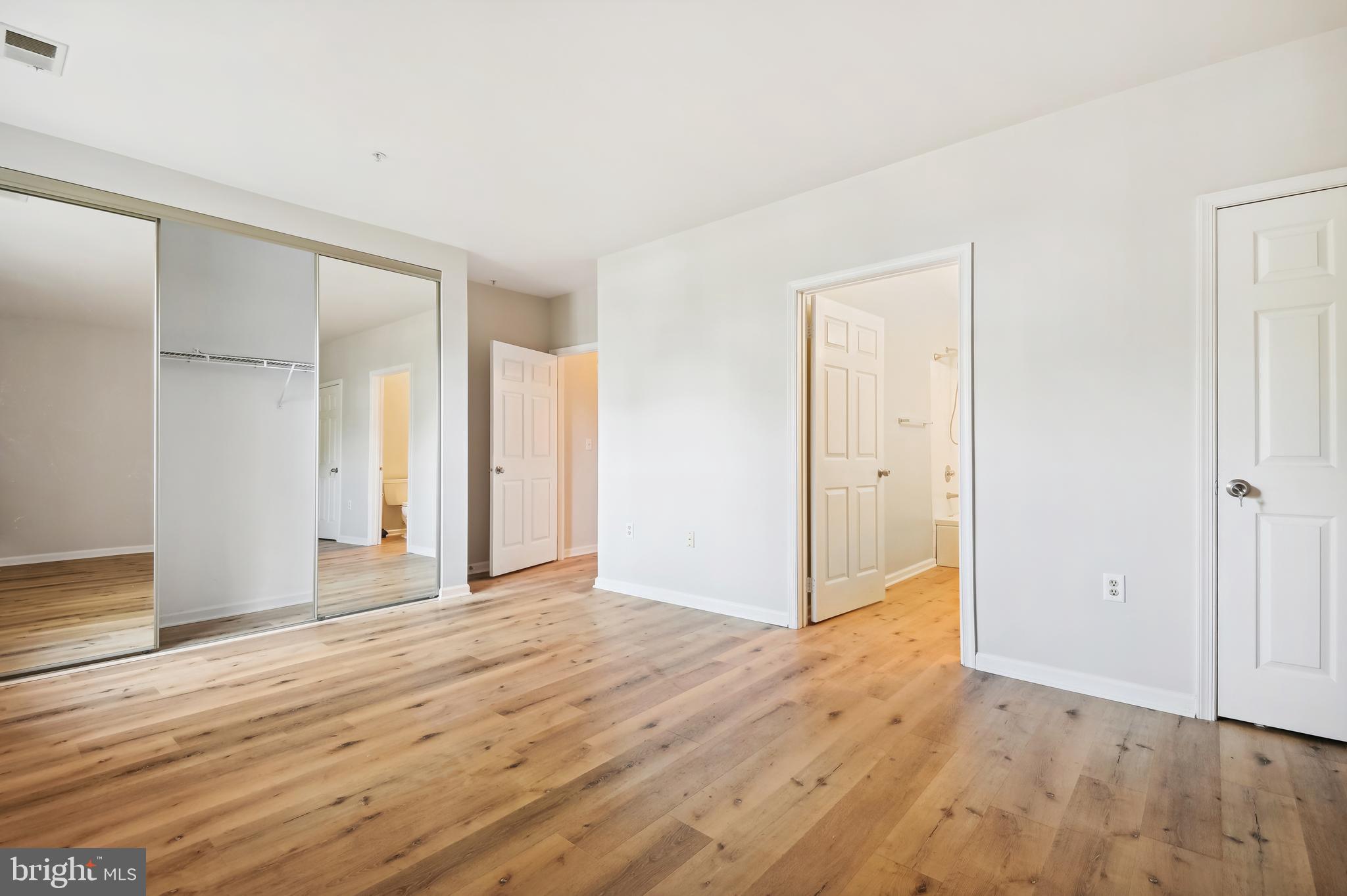 STONEHAVEN MEWS - Residential Lease