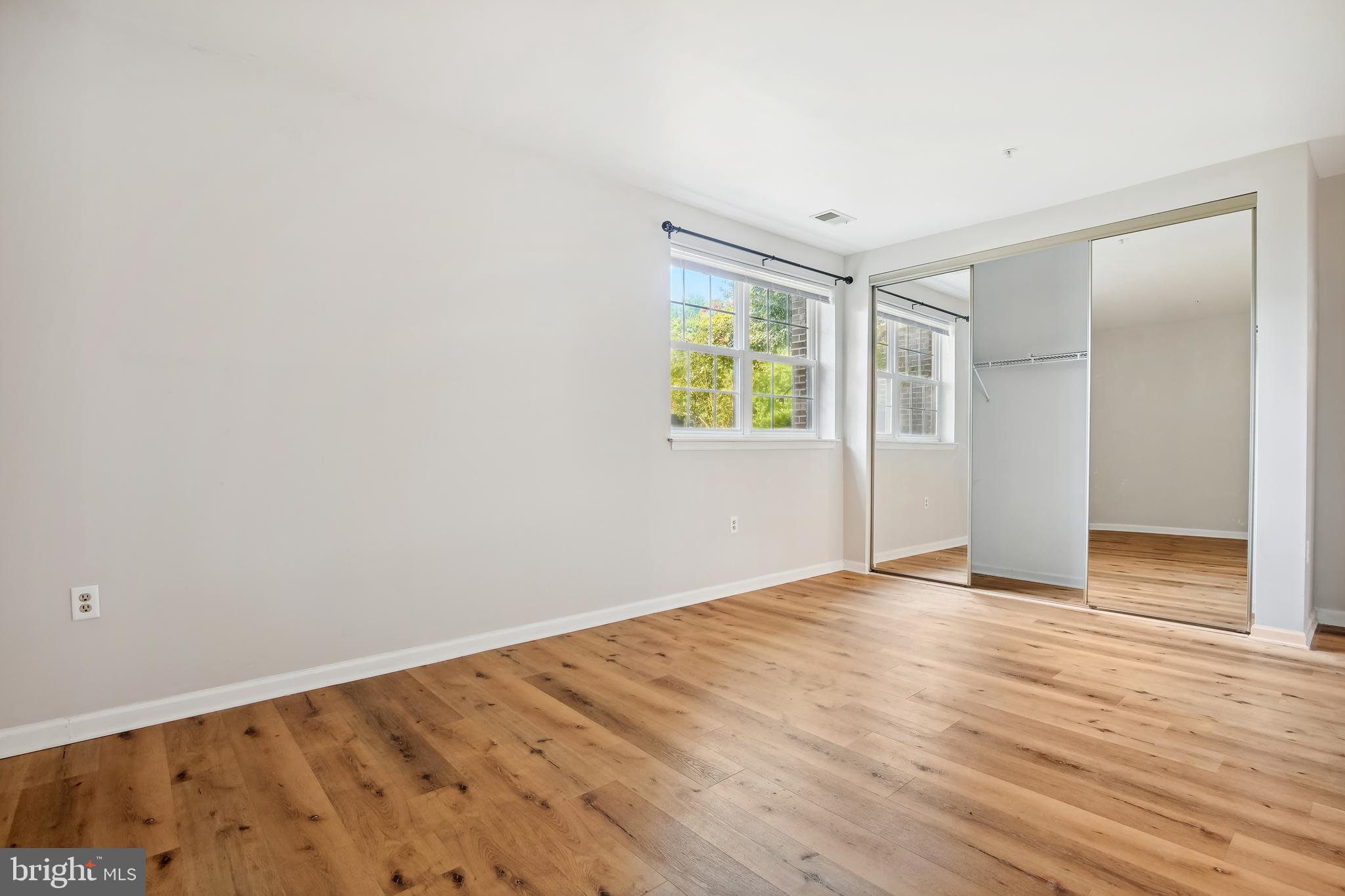 STONEHAVEN MEWS - Residential Lease