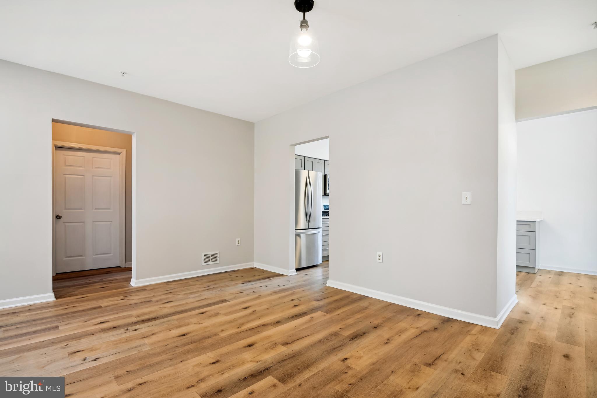 STONEHAVEN MEWS - Residential Lease