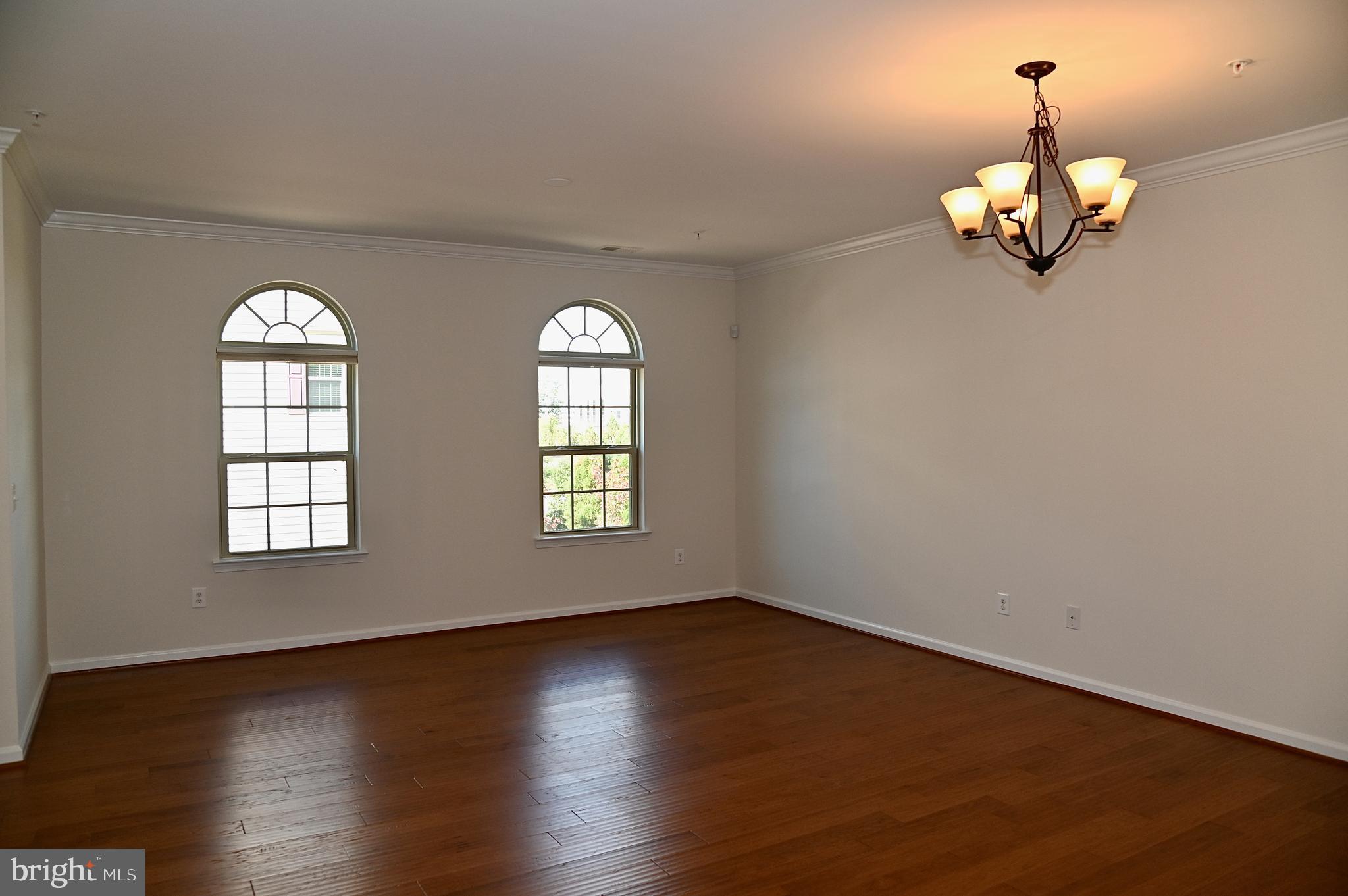 7865 CULLODEN CREST LANE