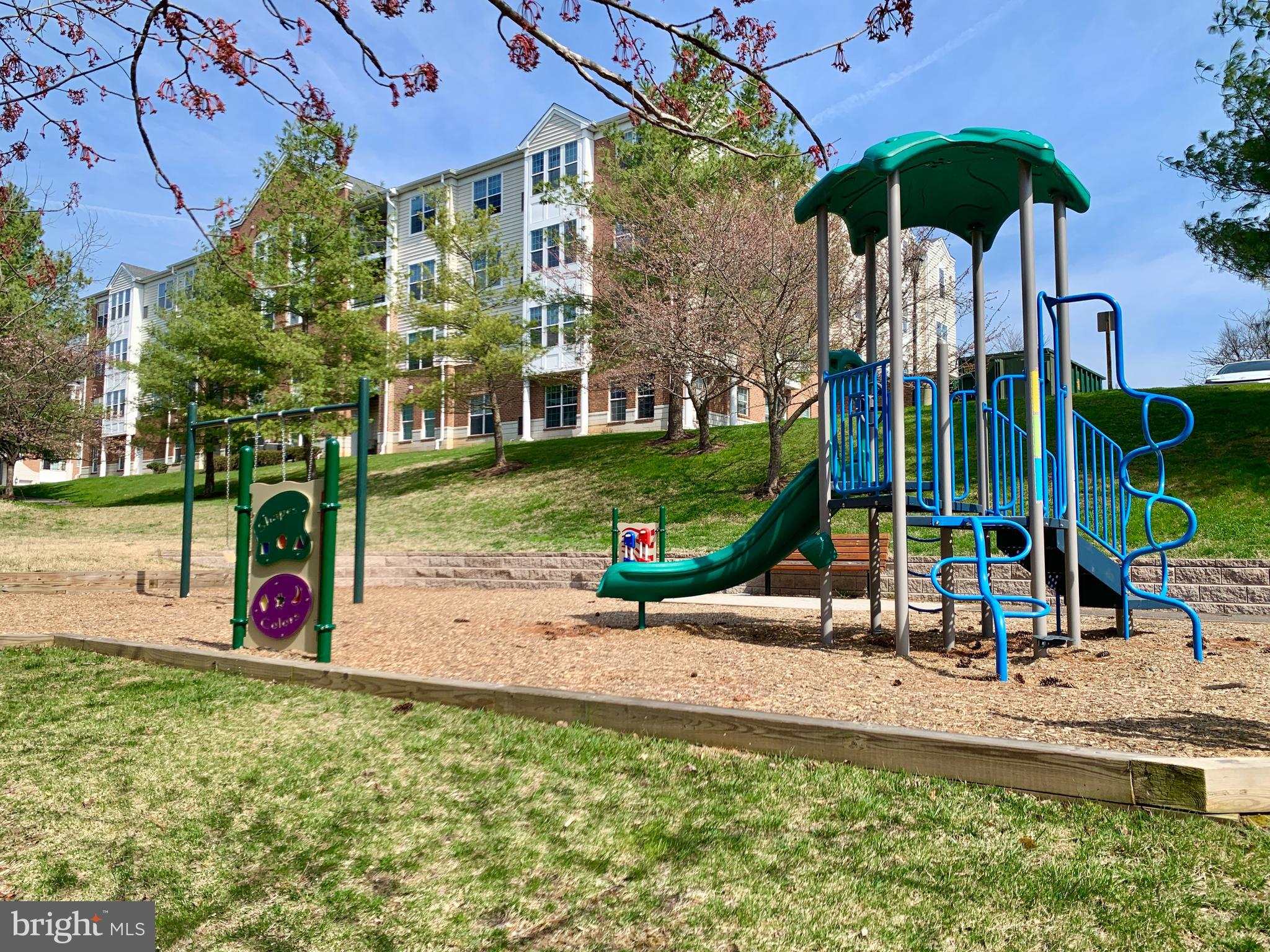 FIELDSTONE - Residential