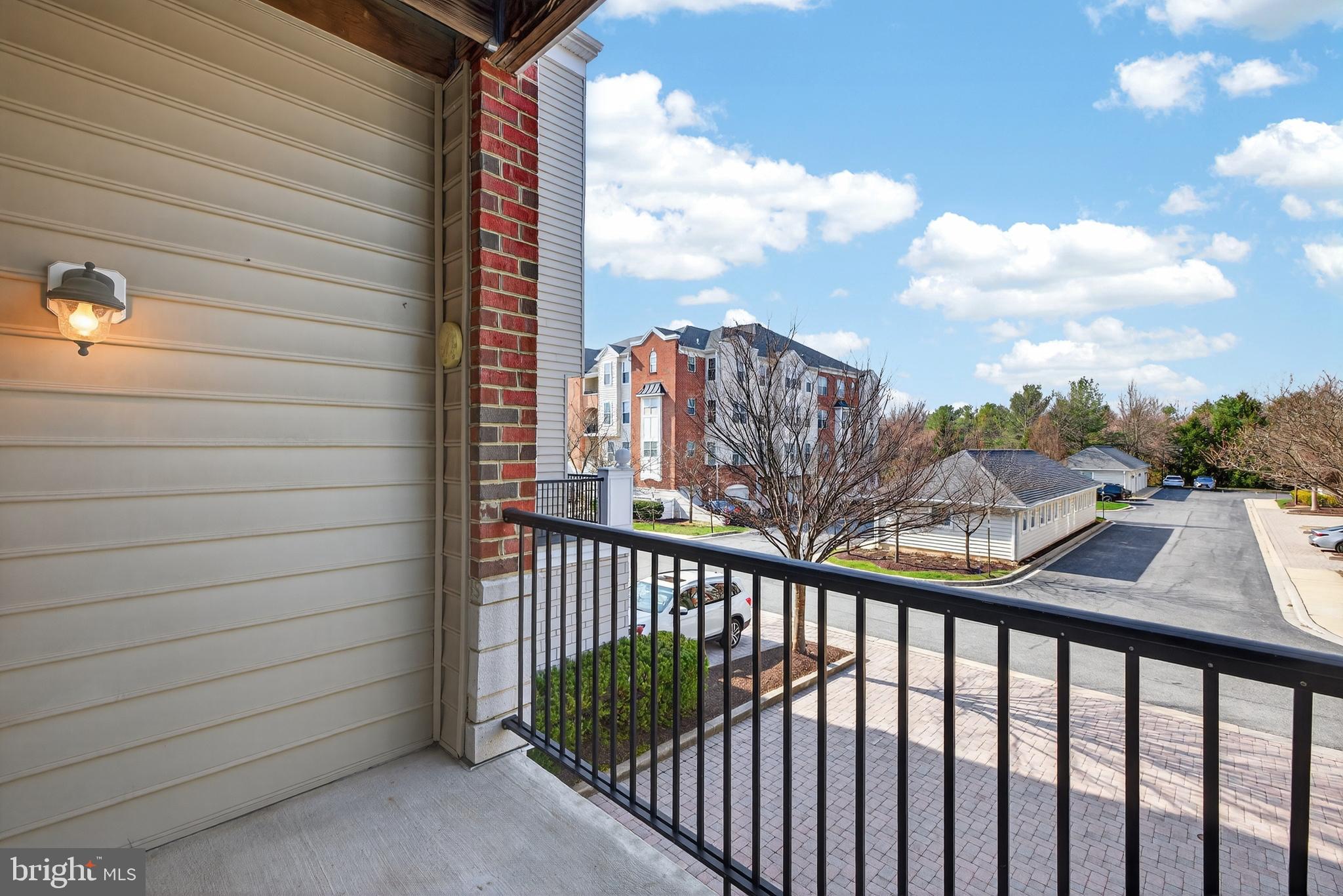 FIELDSTONE - Residential