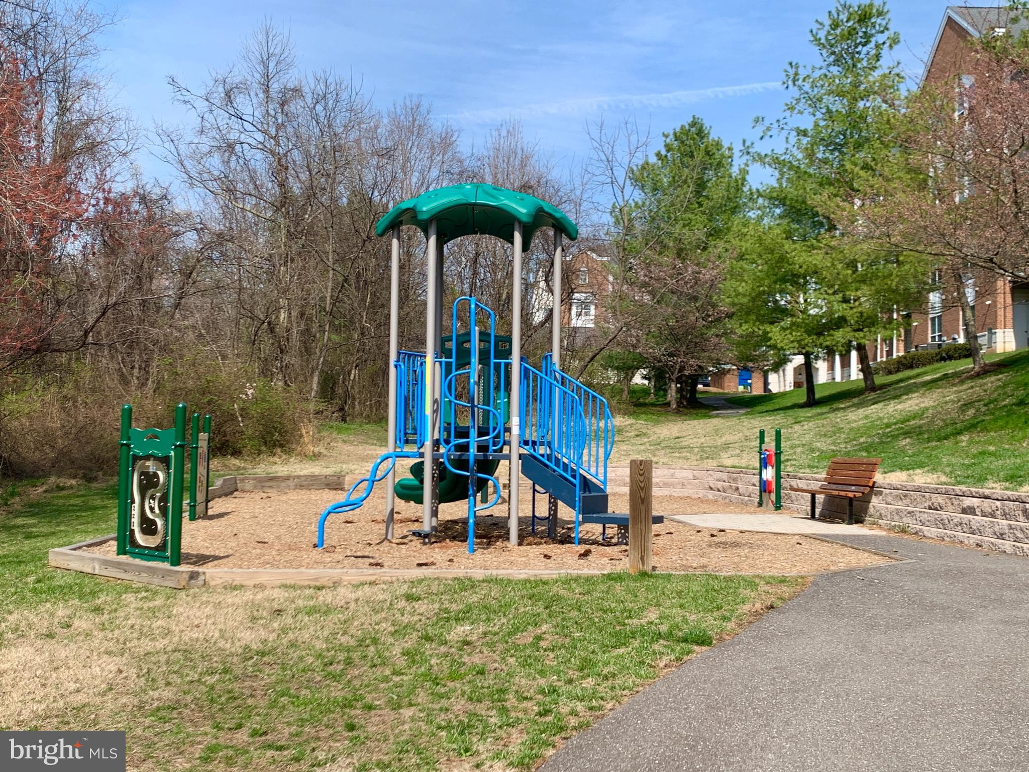 FIELDSTONE - Residential