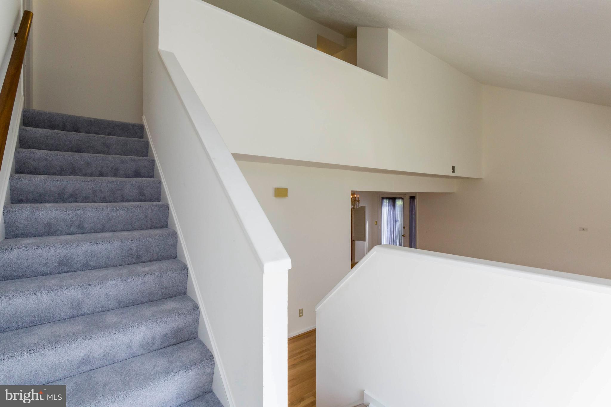 STONEYBROOKE - Residential