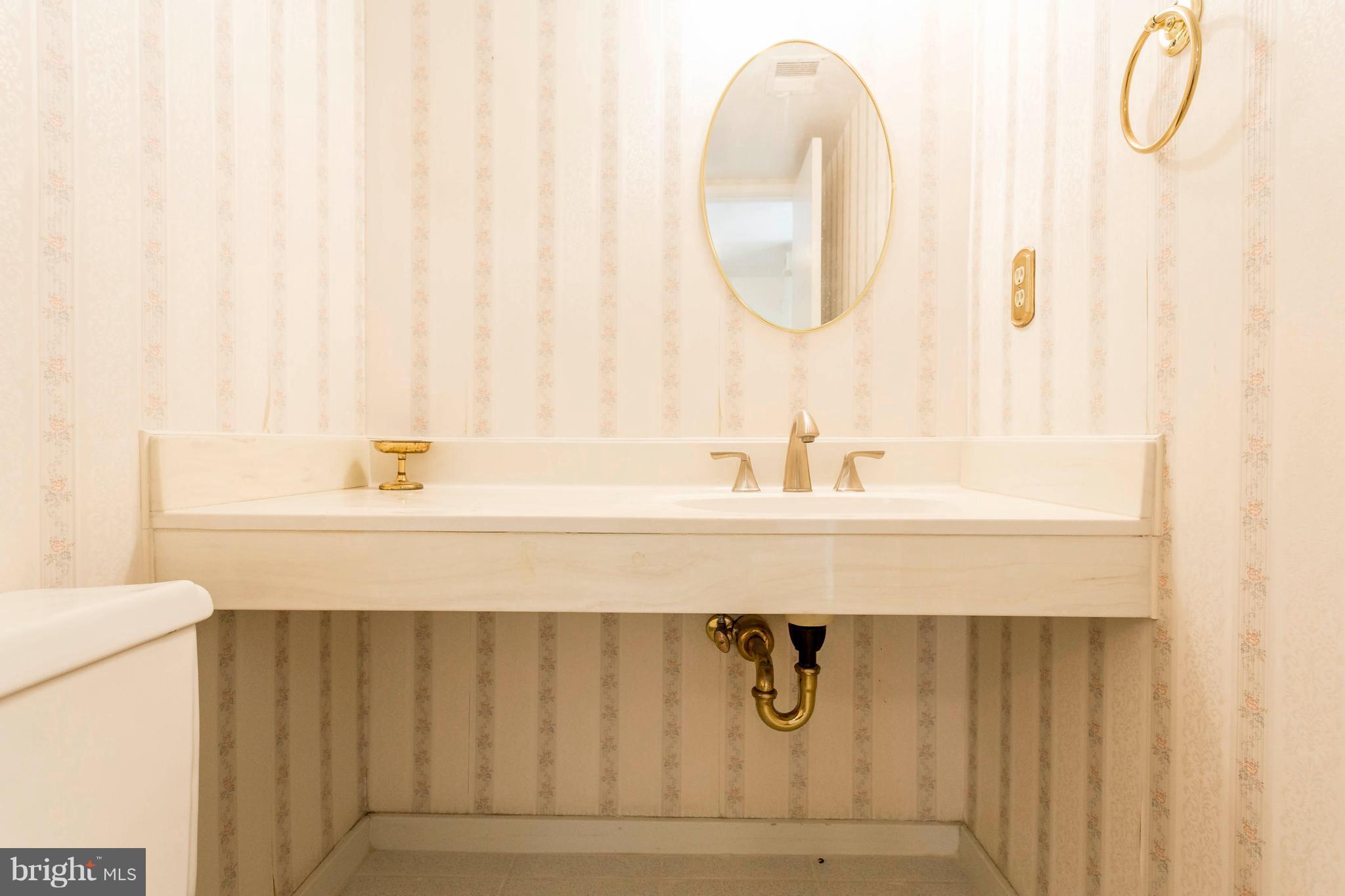 STONEYBROOKE - Residential