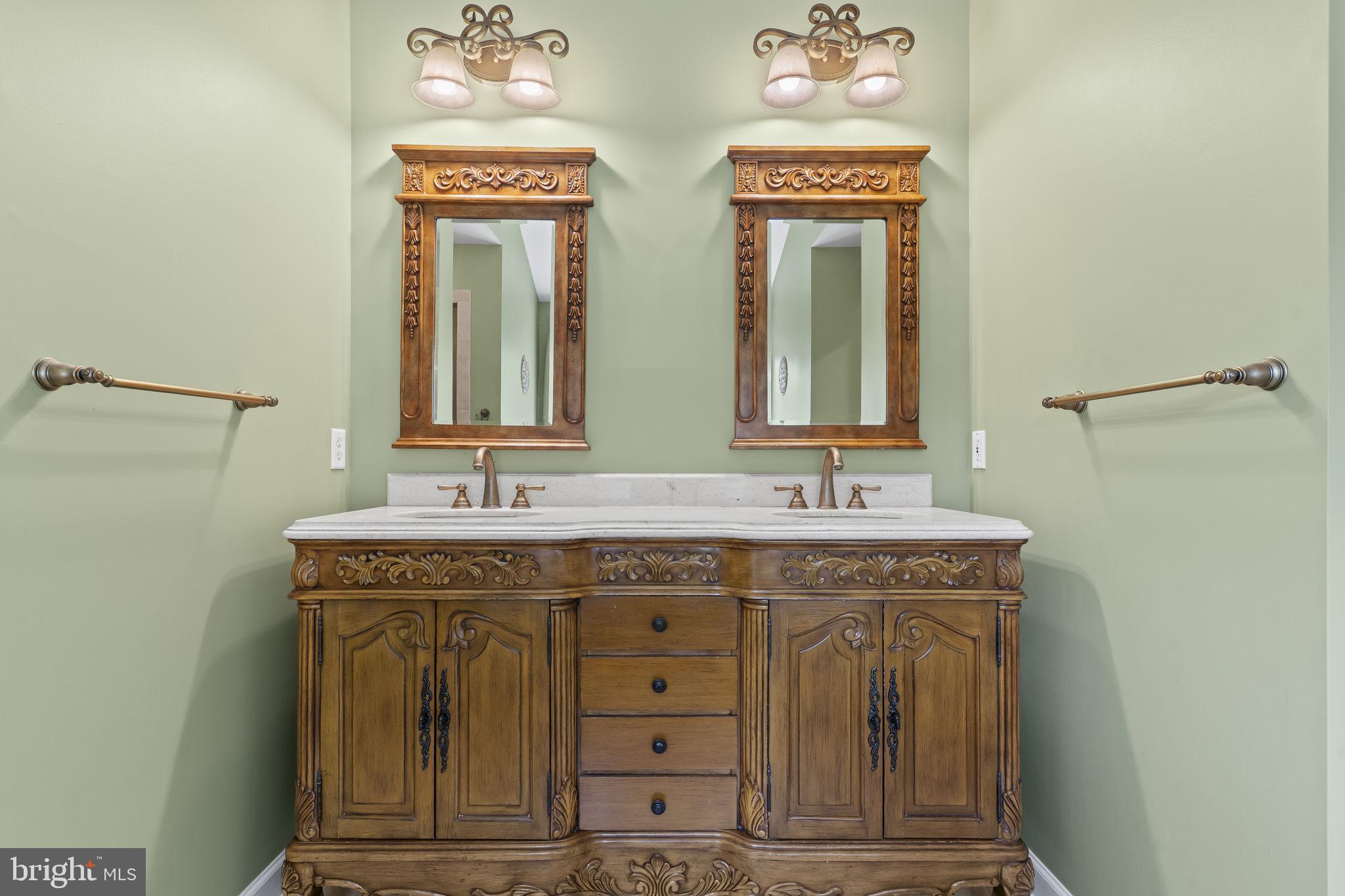 WESTWINDS - Residential