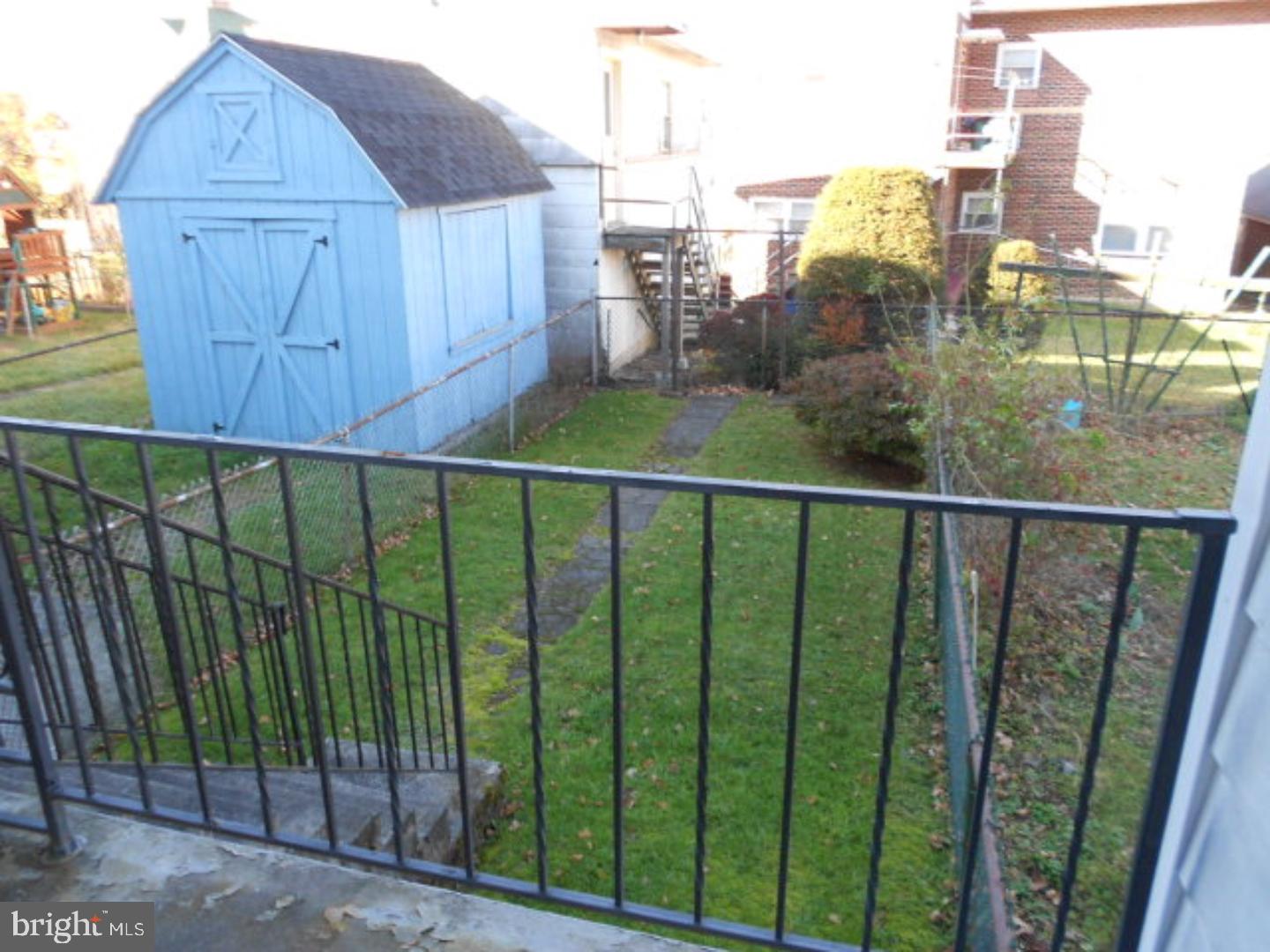 YORKVILLE - Residential