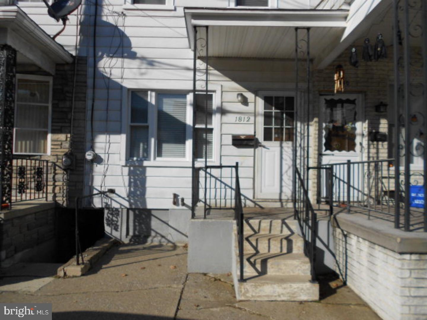 YORKVILLE - Residential