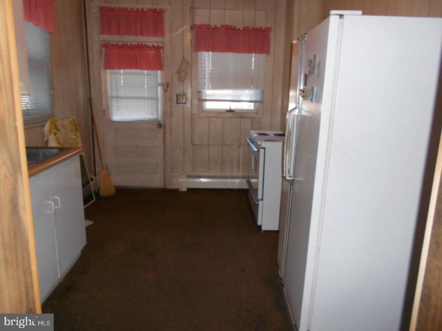 YORKVILLE - Residential