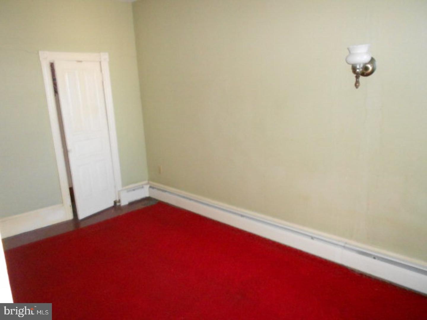 YORKVILLE - Residential