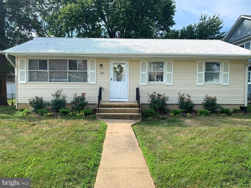 Live the Eastport Peninsula Lifestyle! Walk to restaurants, shops, downtown Annapolis. Main level has 3 bedrooms and 1 full bath. Oversized basement with half bath.  Large yard. Off-street parking area.