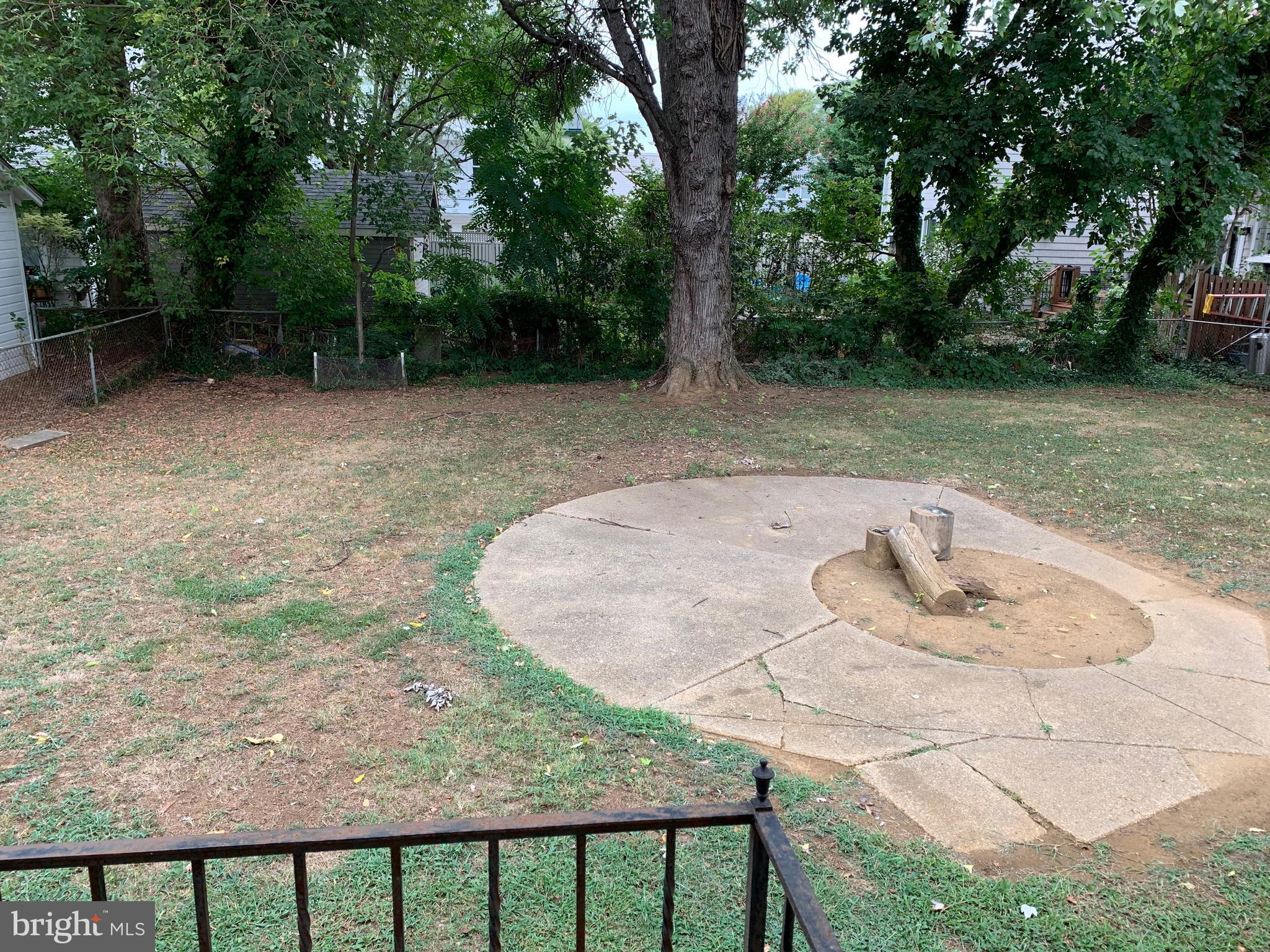 EASTPORT - Residential Lease