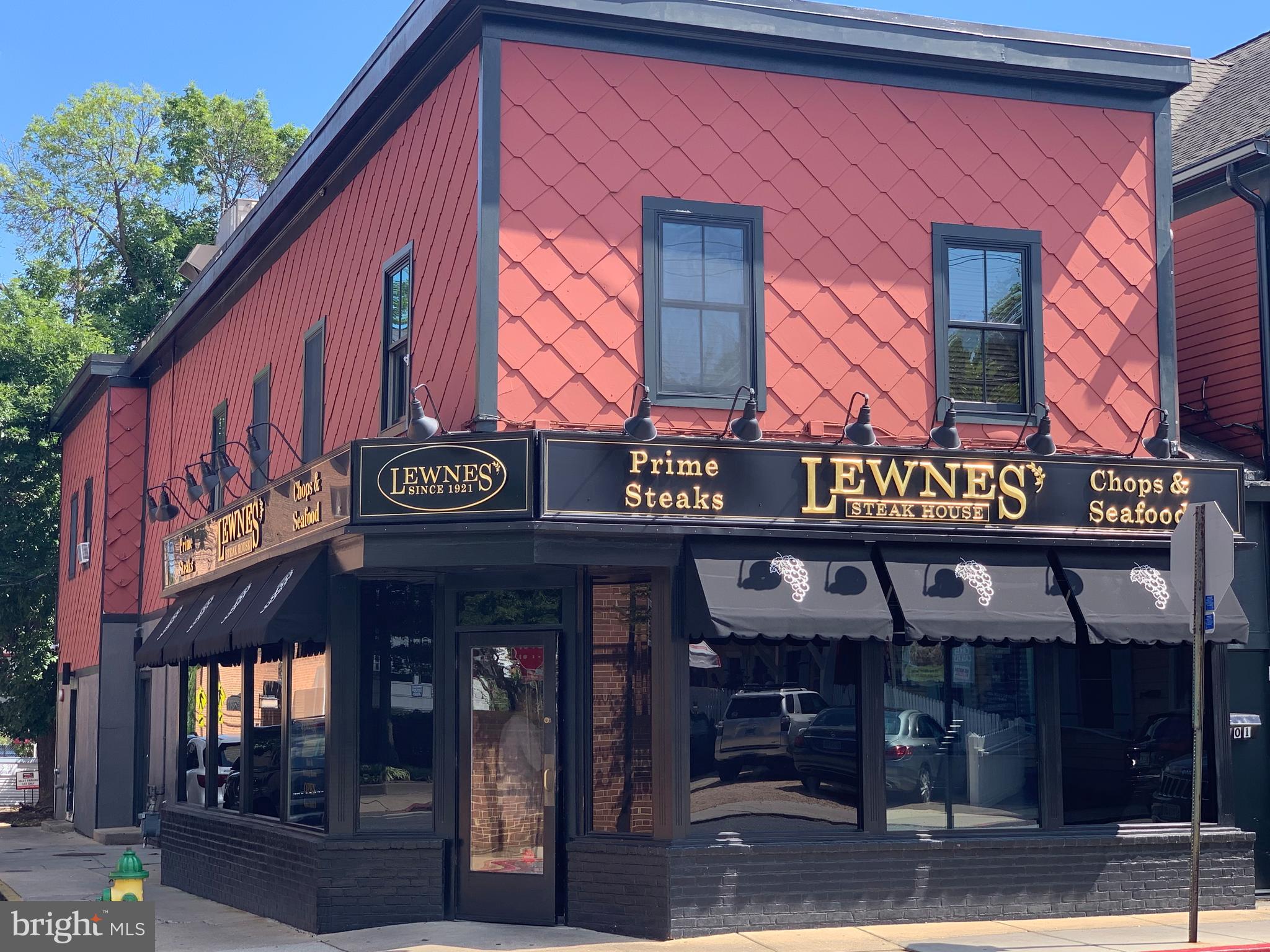 EASTPORT - Residential Lease