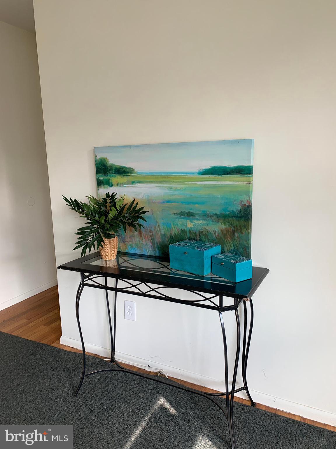 EASTPORT - Residential Lease