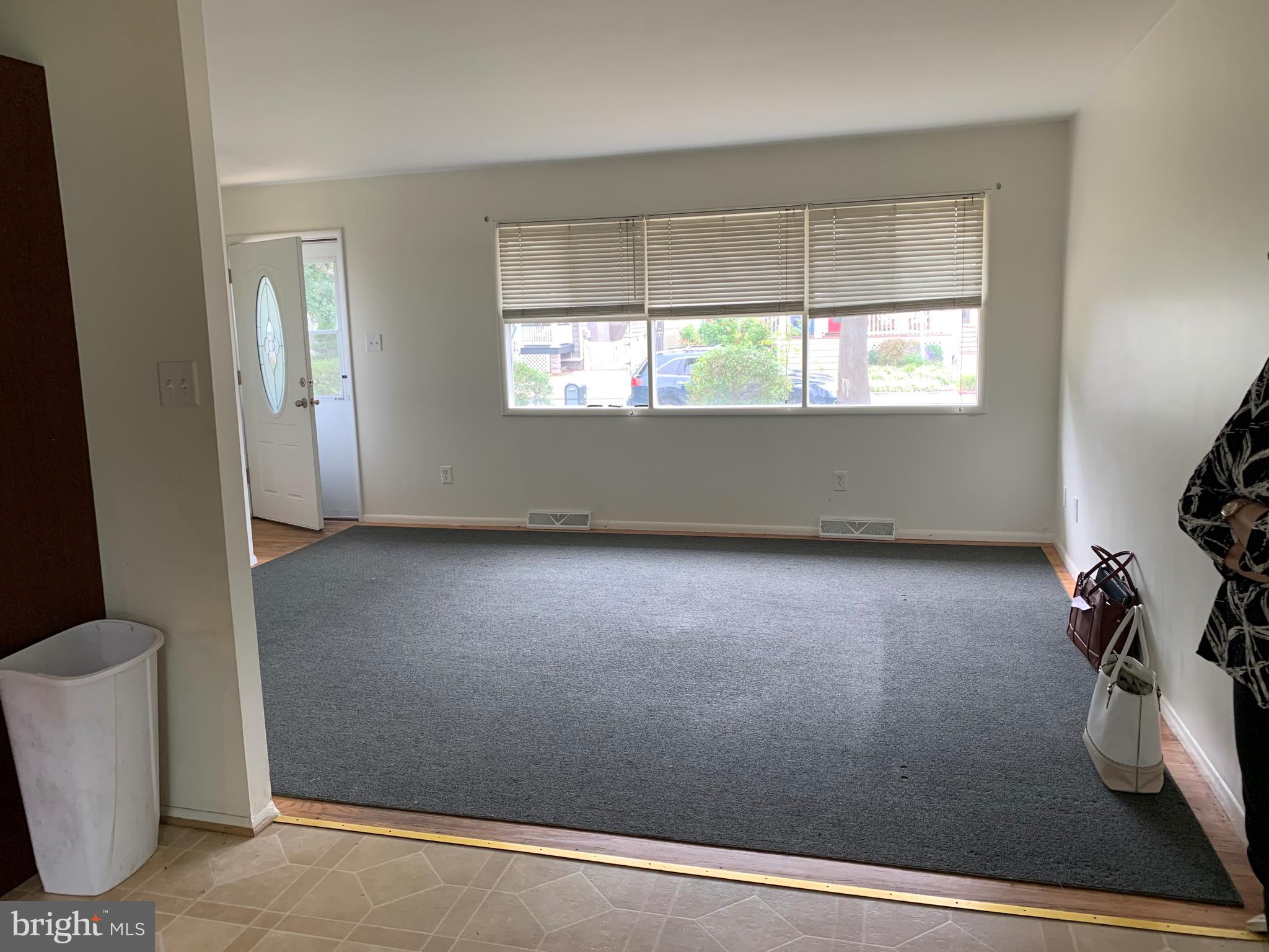 EASTPORT - Residential Lease