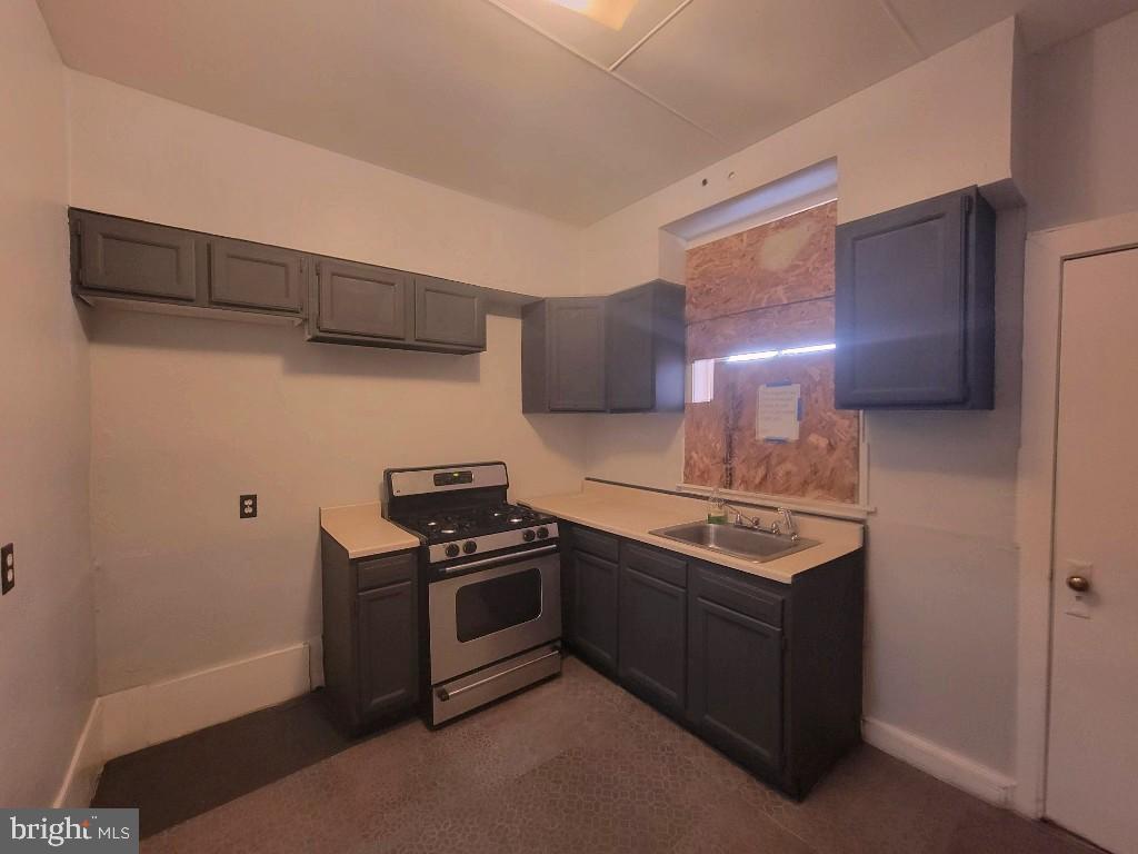 KENSINGTON - Residential Lease