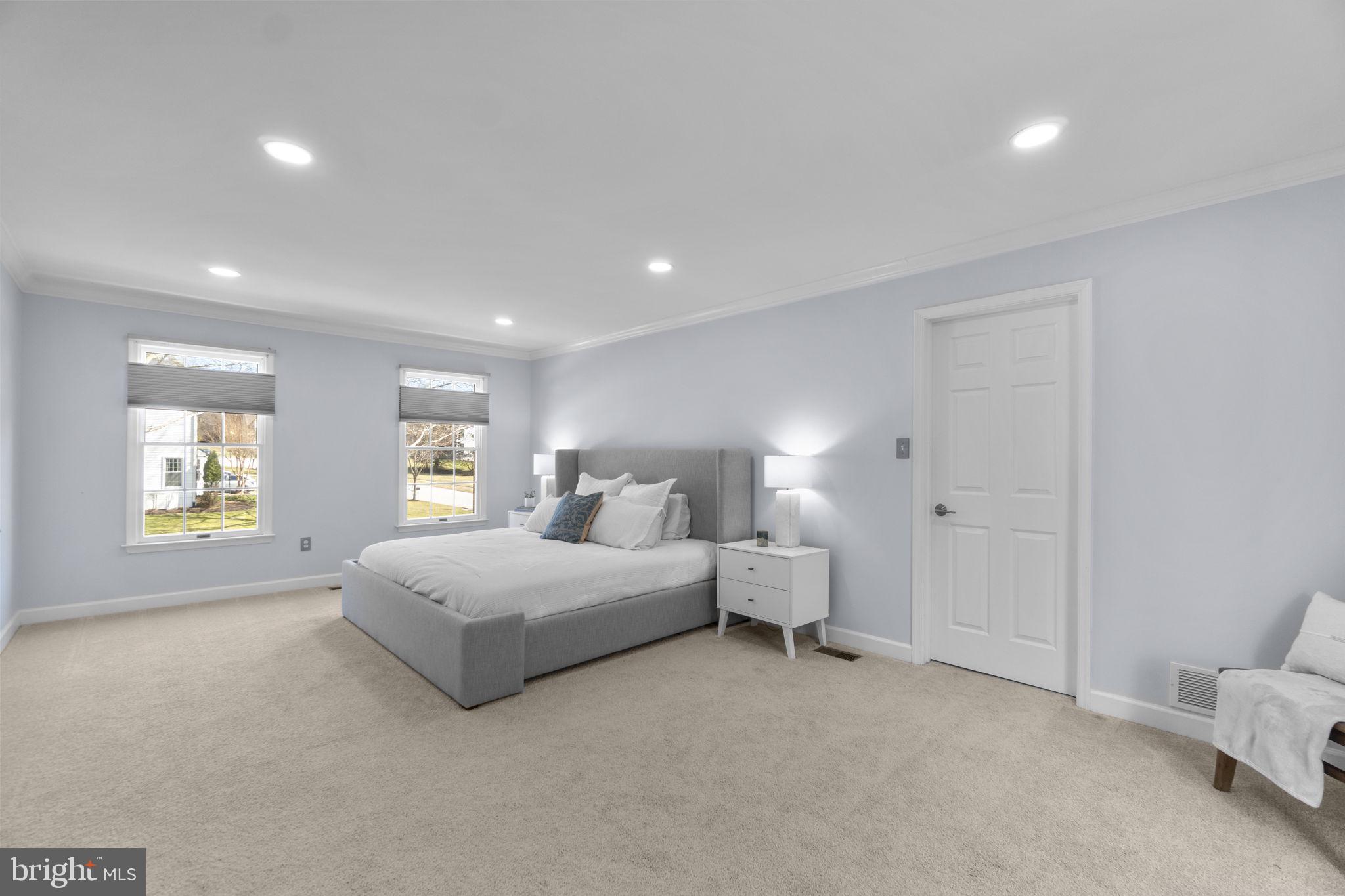 BURLEIGH MANOR - Residential