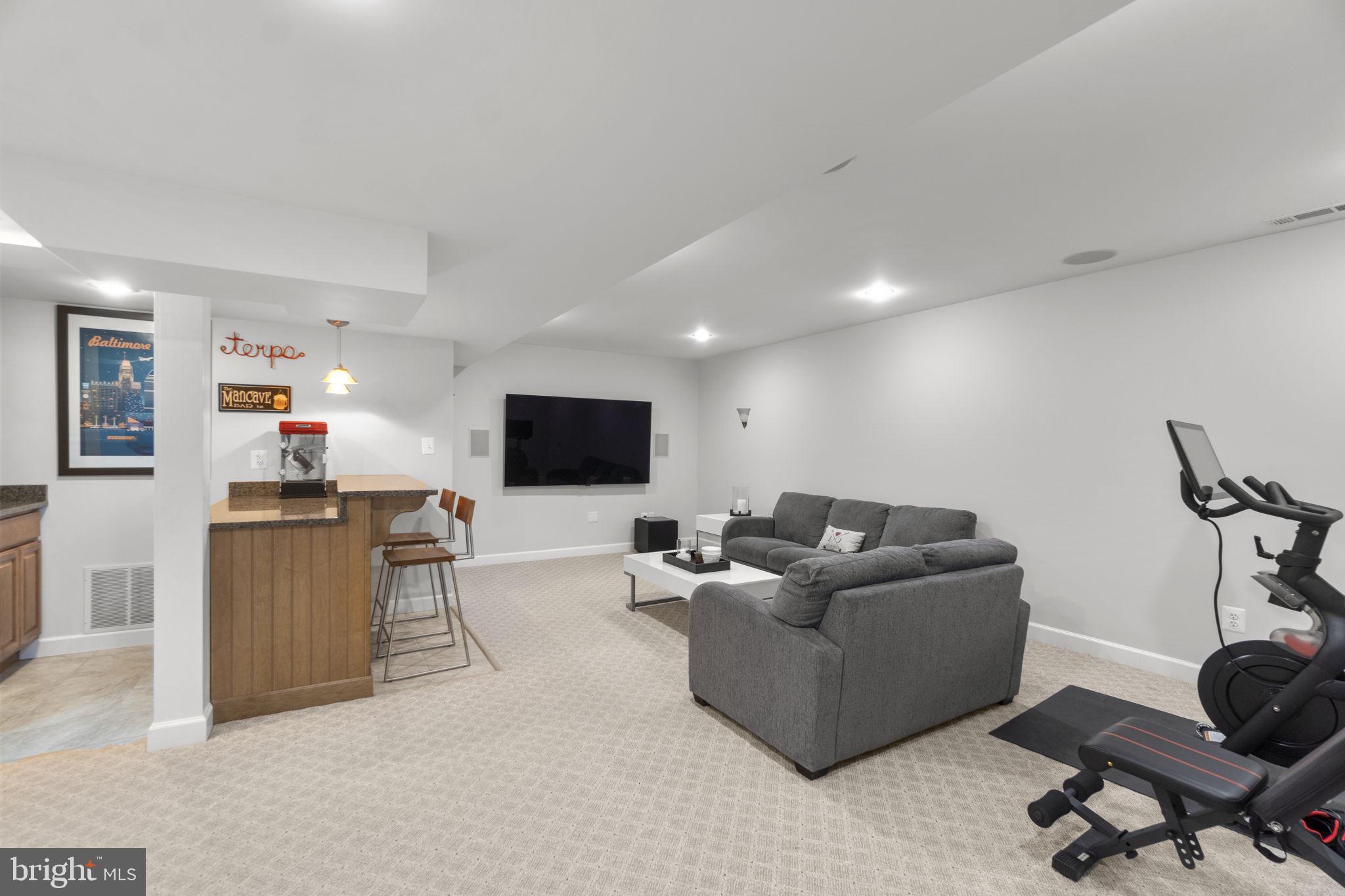 BURLEIGH MANOR - Residential