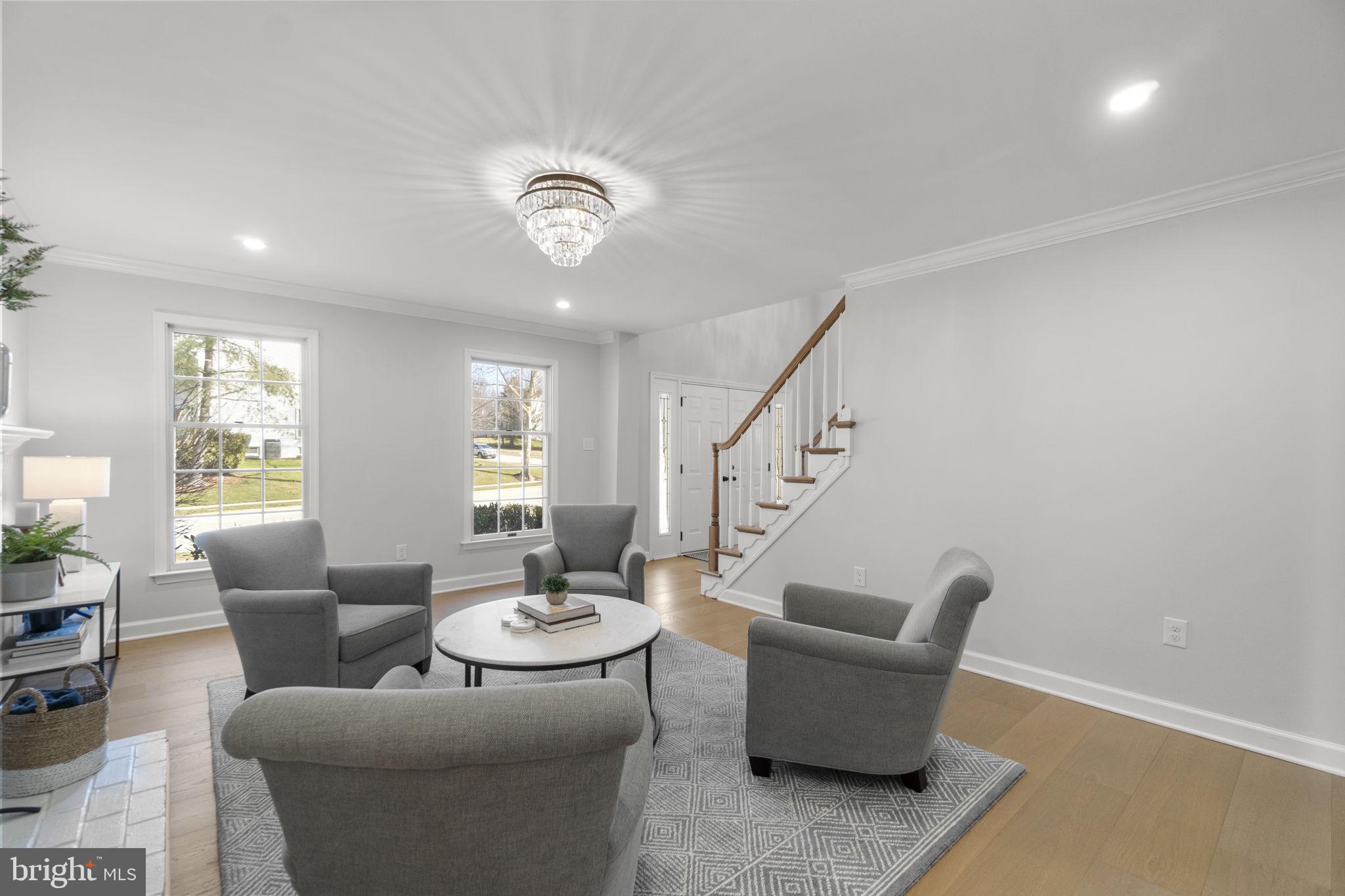 BURLEIGH MANOR - Residential