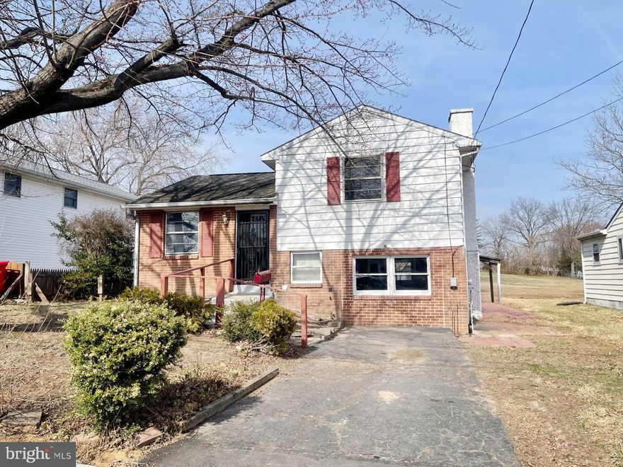 Amazing Pottstown Property, Do not miss this Opportunity!! Property is located in a quiet well-maintained community.  This beautiful 3 bedroom, 1.5 bathroom,  with a fully finished walk out basement  is ready for the perfect family.  Just add your love and finishing touches for the  forever home.

Offers will be entertained after property has exposed on MLS for seven calendar days.