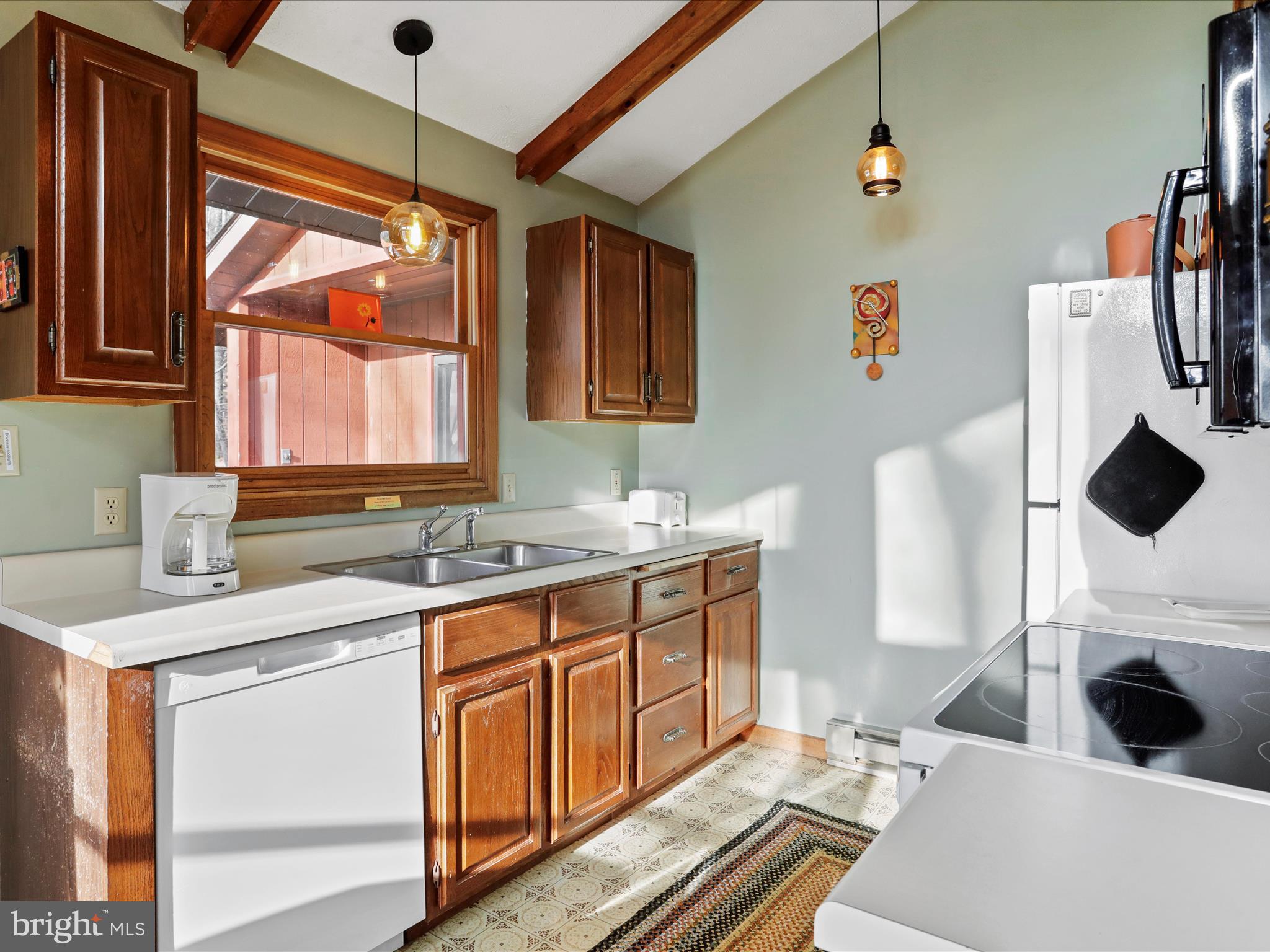 COOLFONT MOUNTAINSIDE - Residential