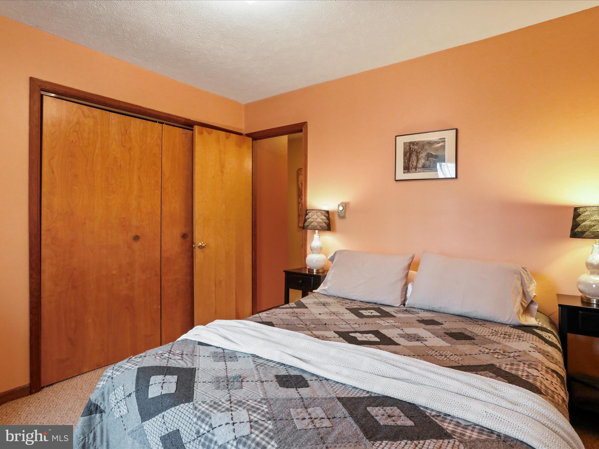 COOLFONT MOUNTAINSIDE - Residential