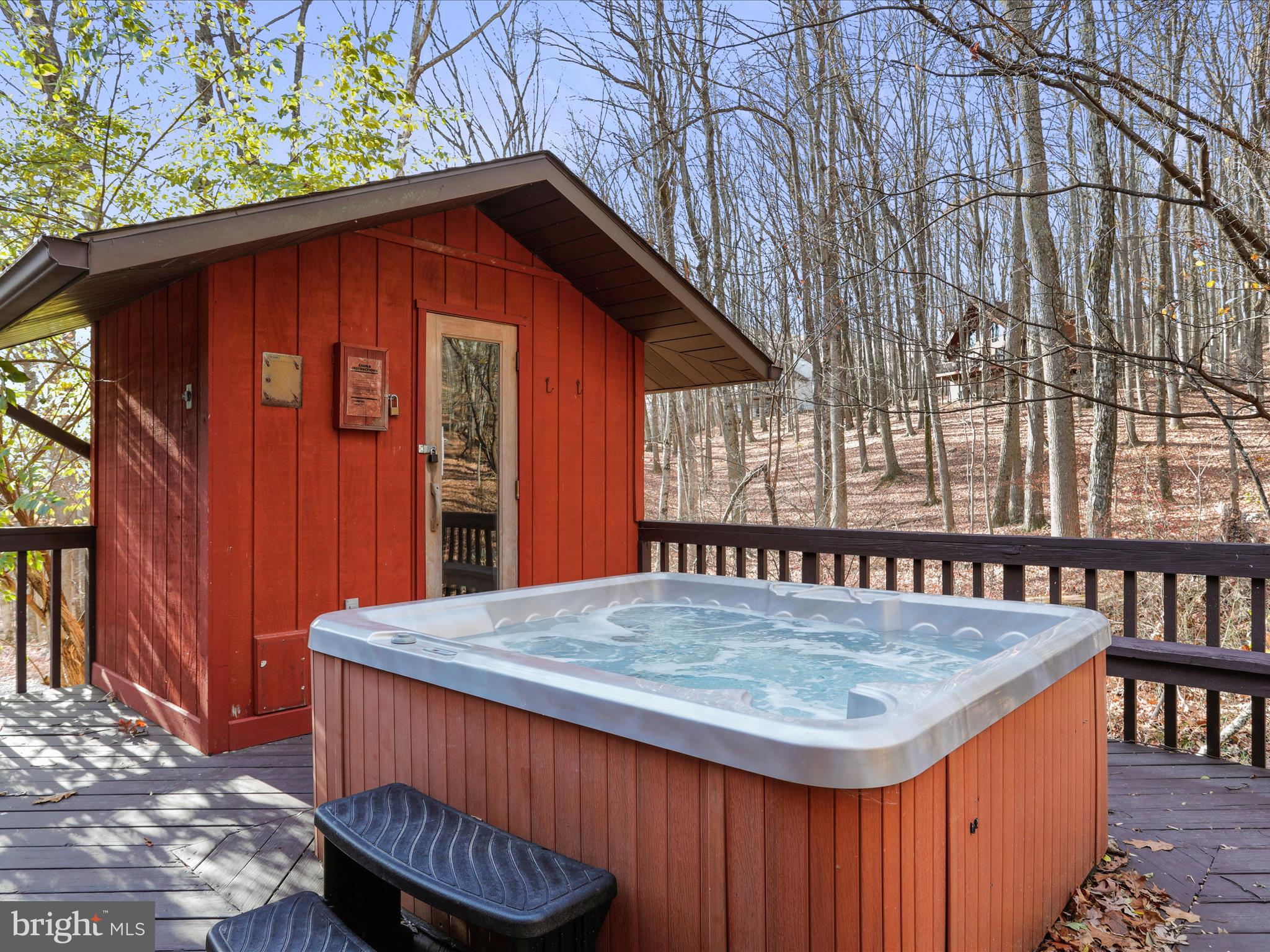 COOLFONT MOUNTAINSIDE - Residential