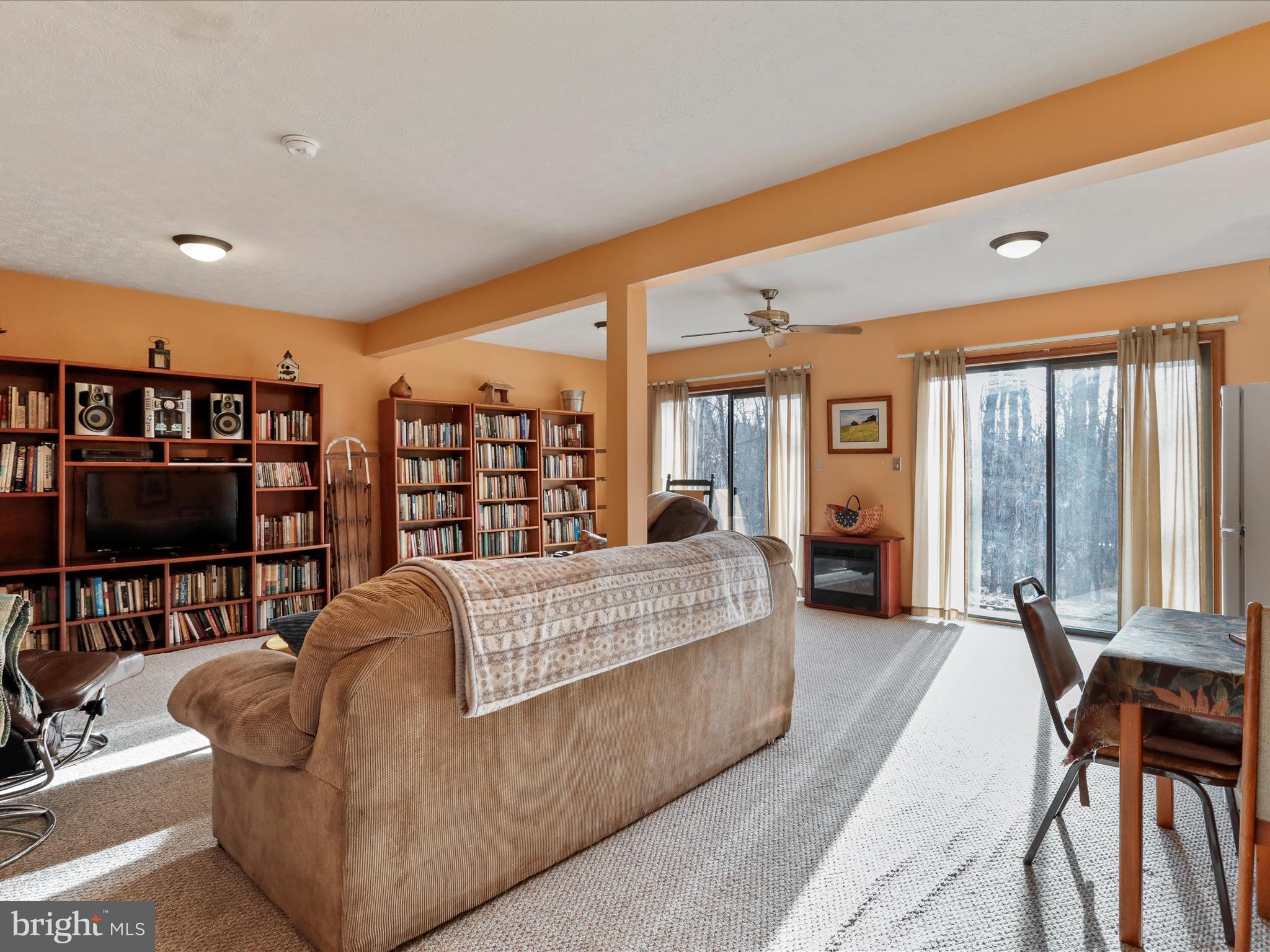 COOLFONT MOUNTAINSIDE - Residential